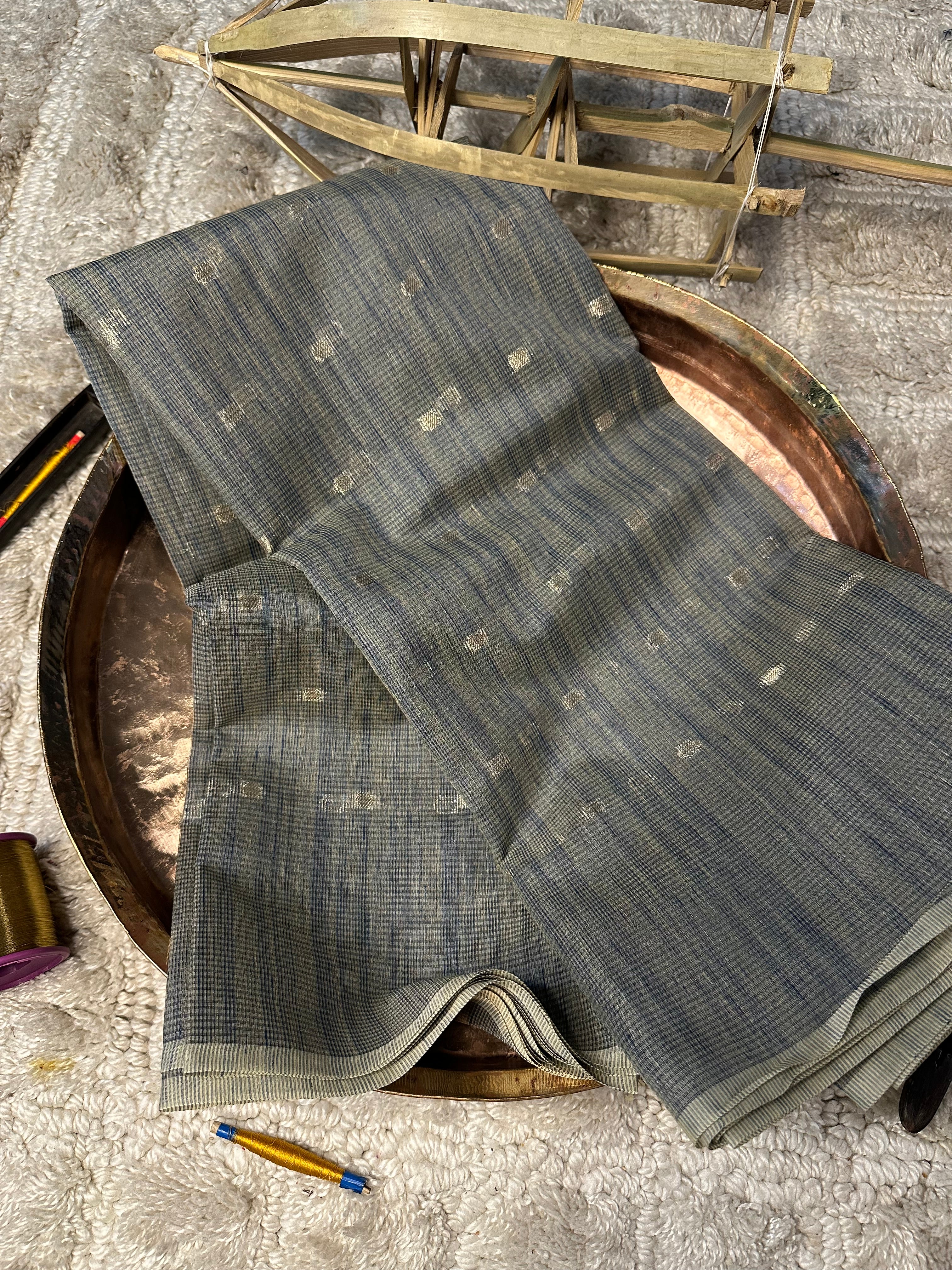 Contemporary Weave Kora Soft Silk Banarasi Saree