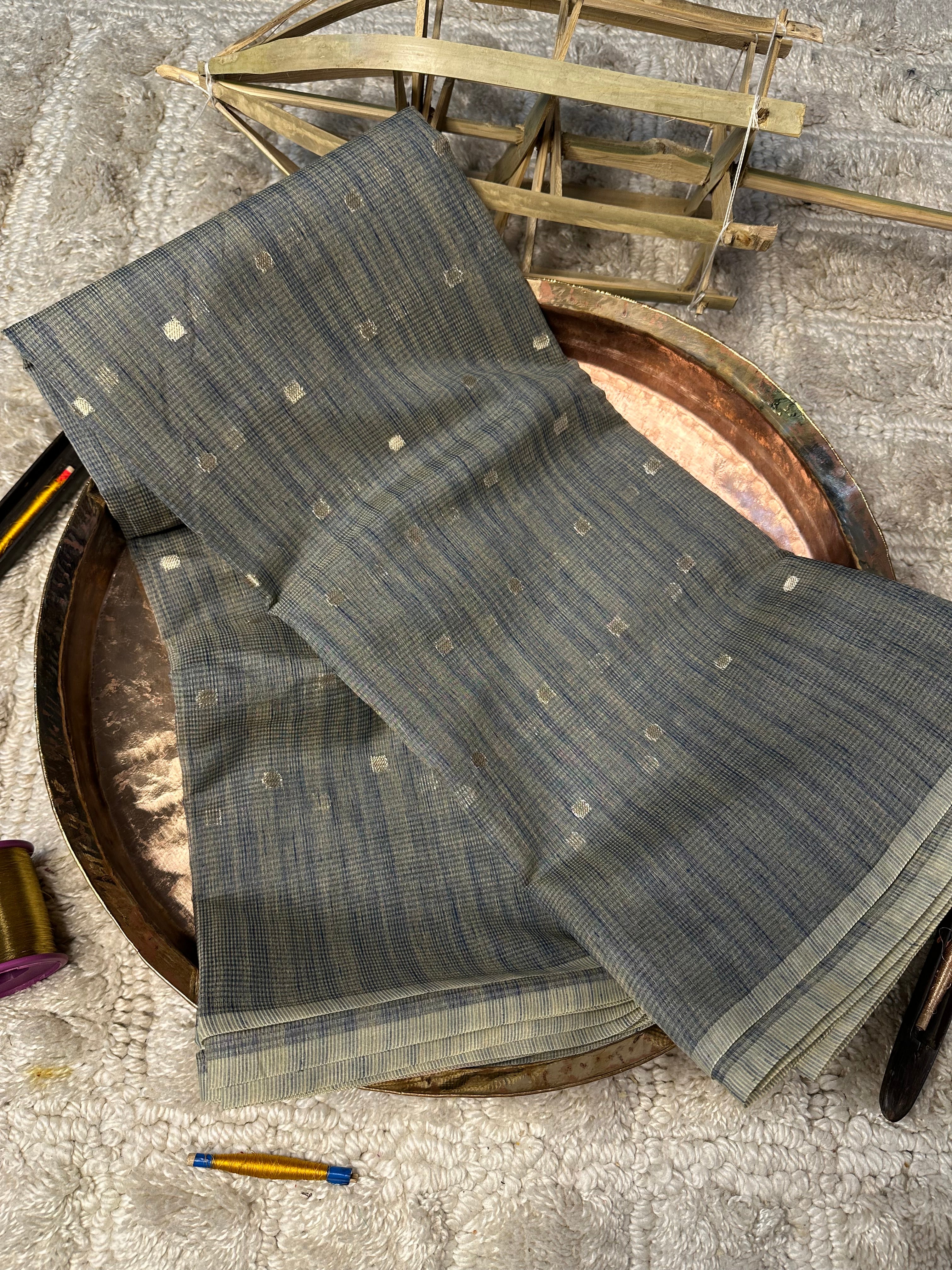 Contemporary Weave Kora Soft Silk Banarasi Saree
