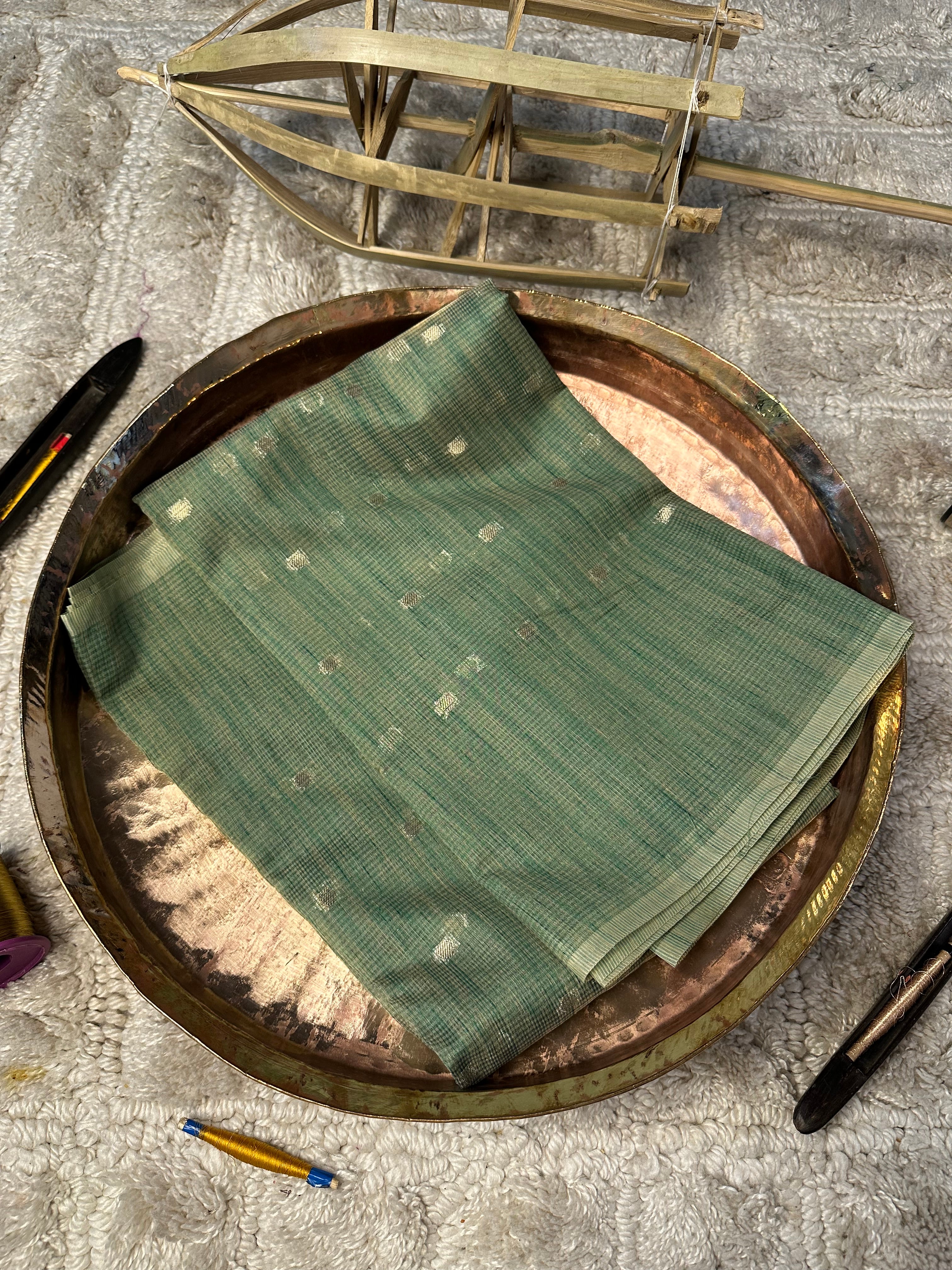 Contemporary Weave Kora Soft Silk Banarasi Saree