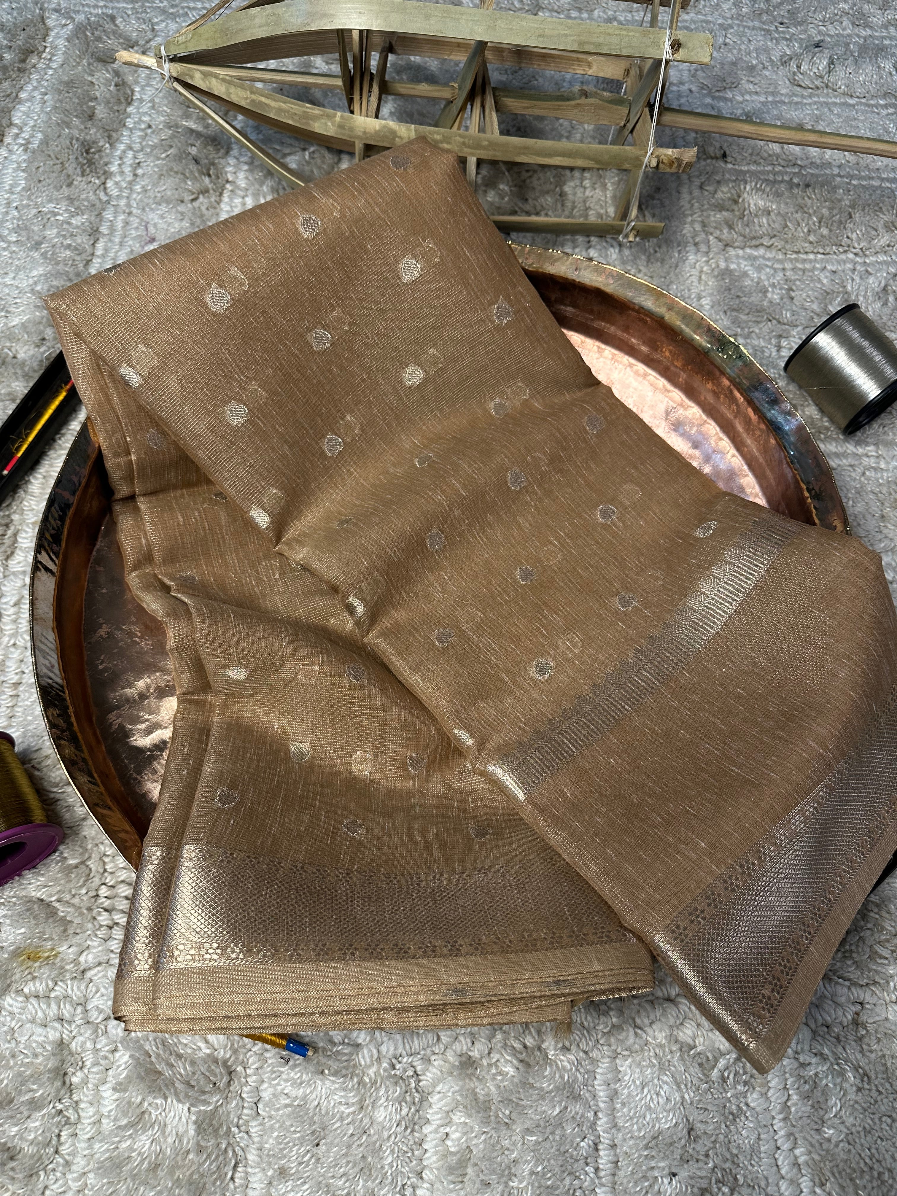 Contemporary Weave Kora Soft Silk Banarasi Saree