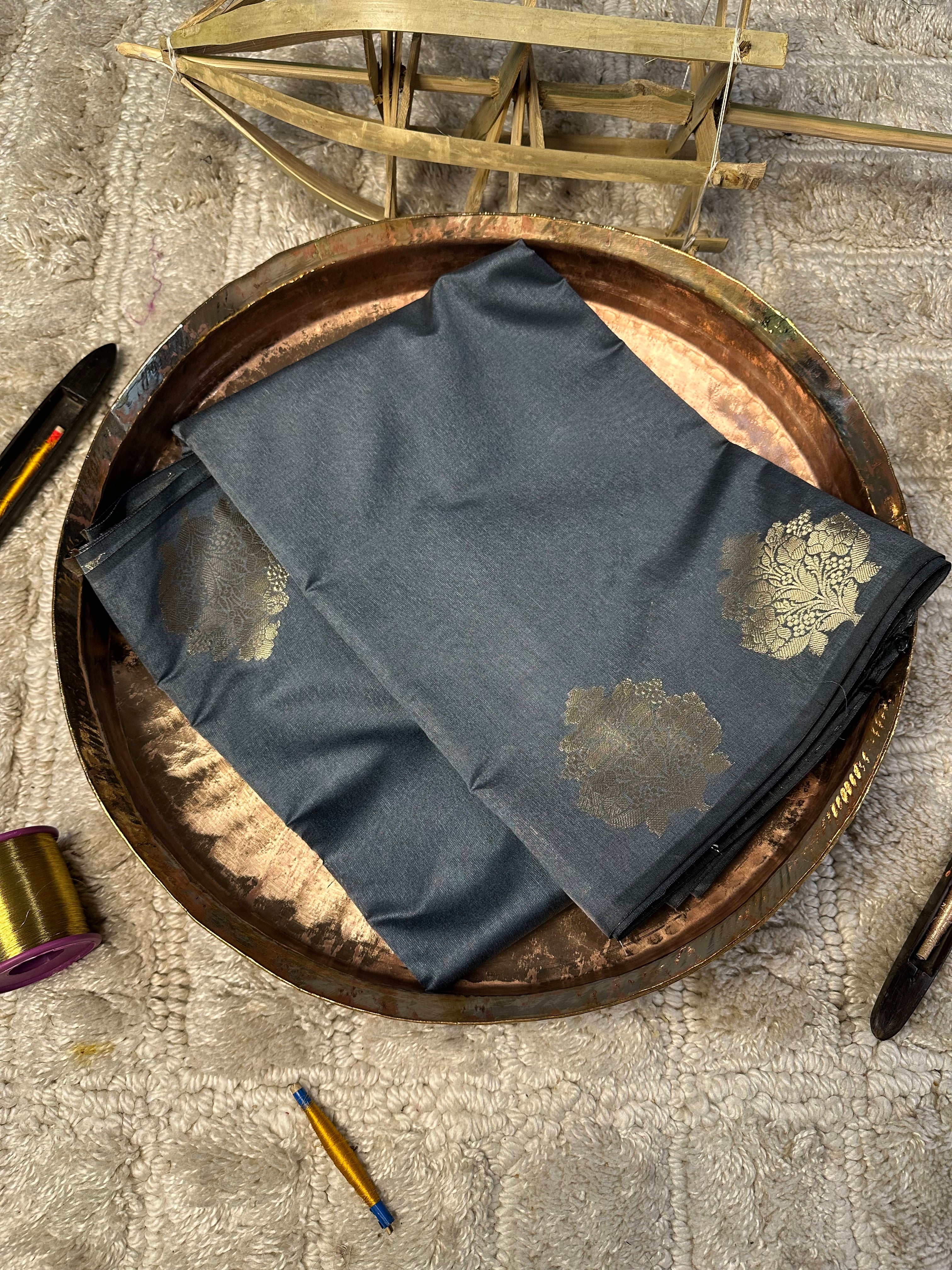 Eccentric Weave Softsilk Traditional Banarasi Saree