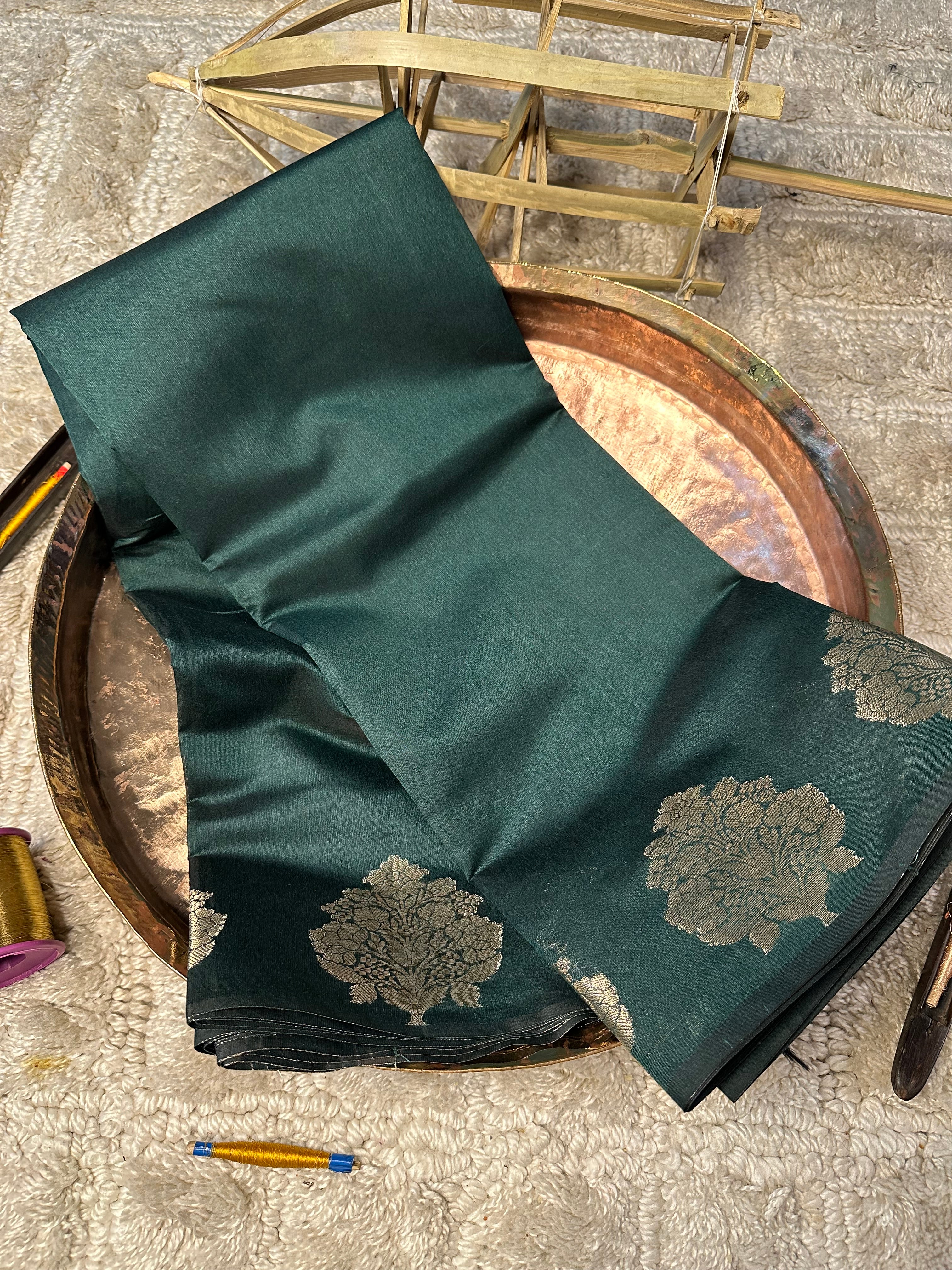 Eccentric Weave Softsilk Traditional Banarasi Saree