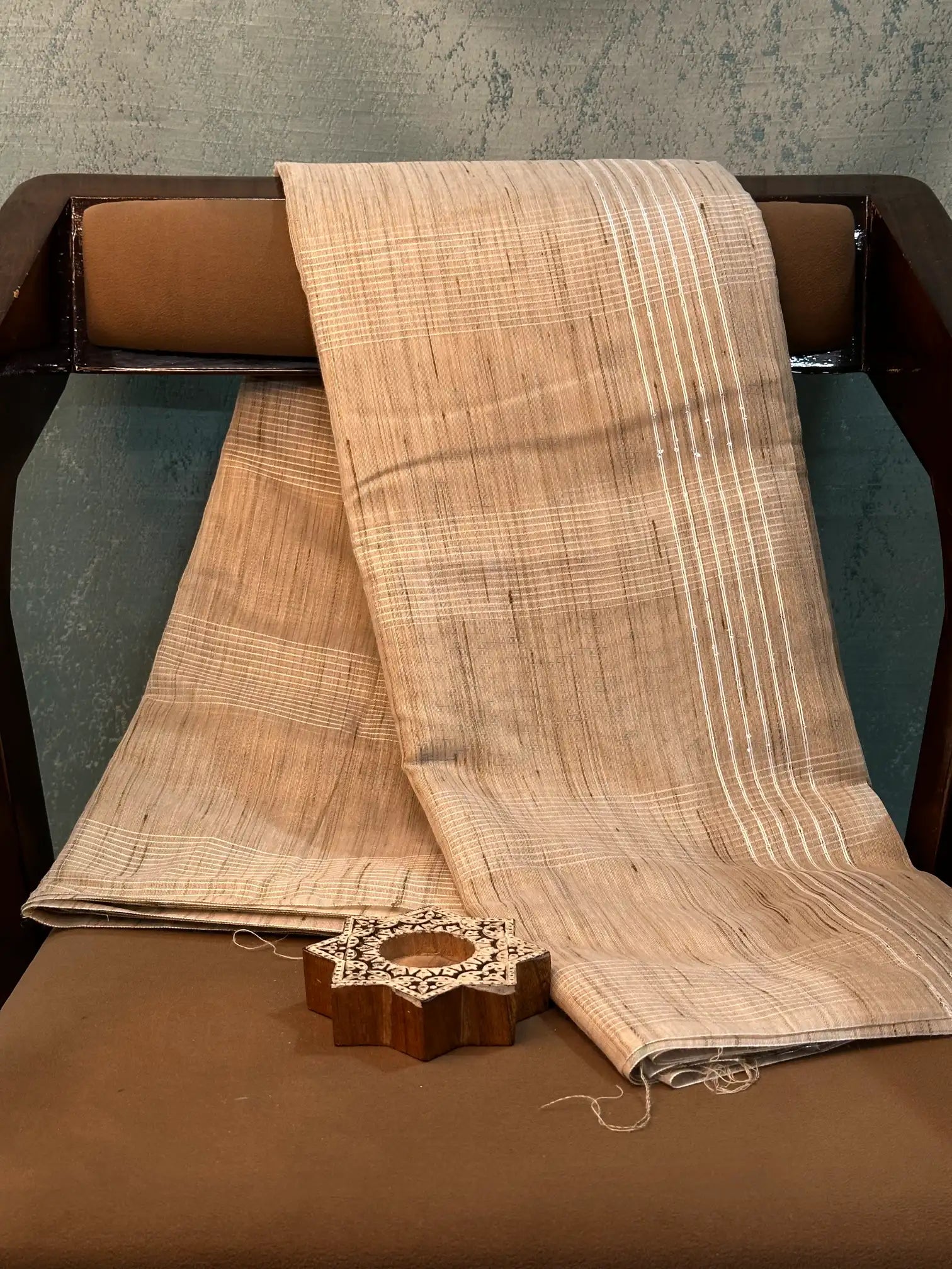 Contemporary Weave Kora Tissue Silk Banarasi Saree