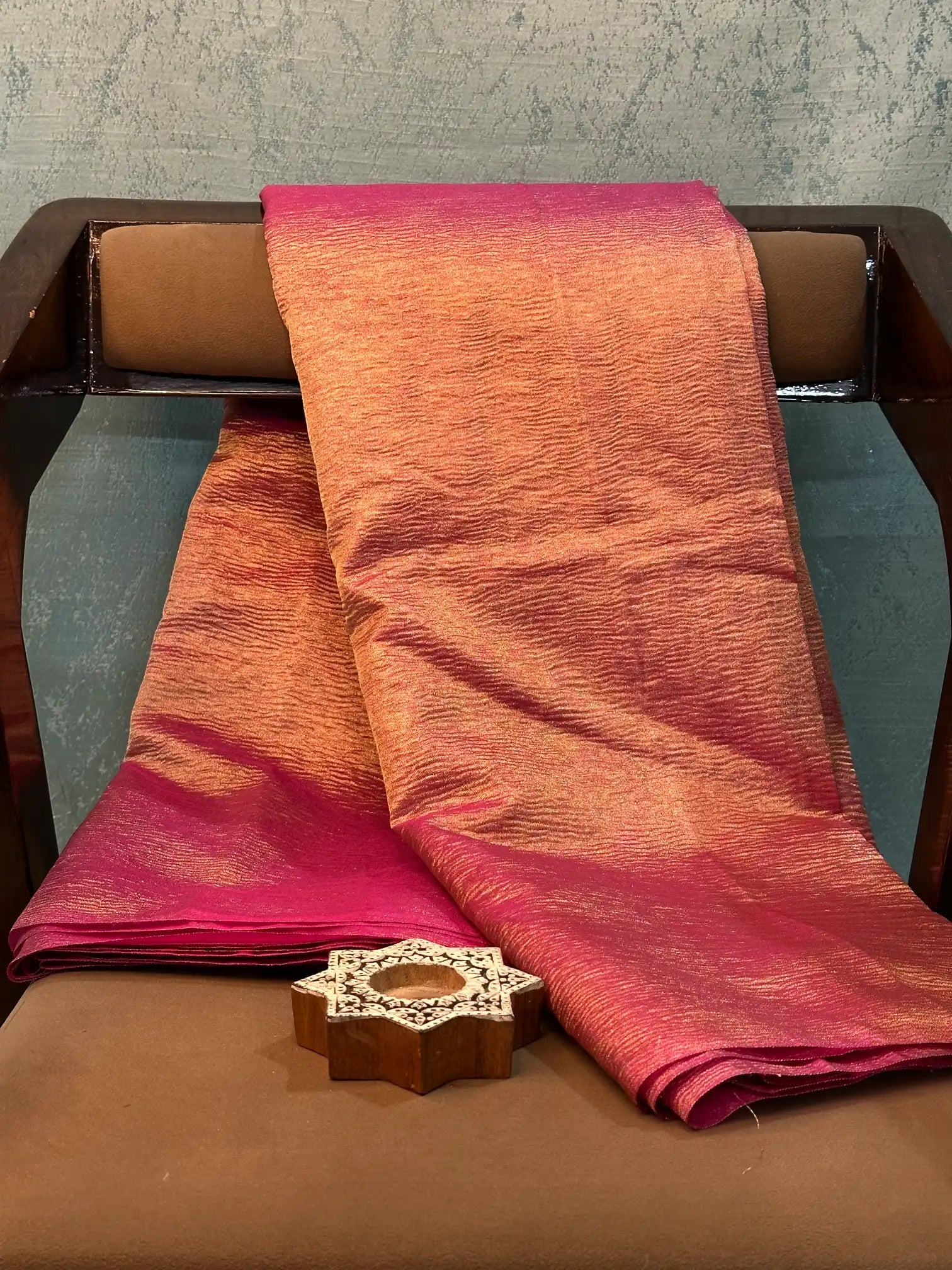 Contemporary Weave Kora Tissue Silk Banarasi Saree