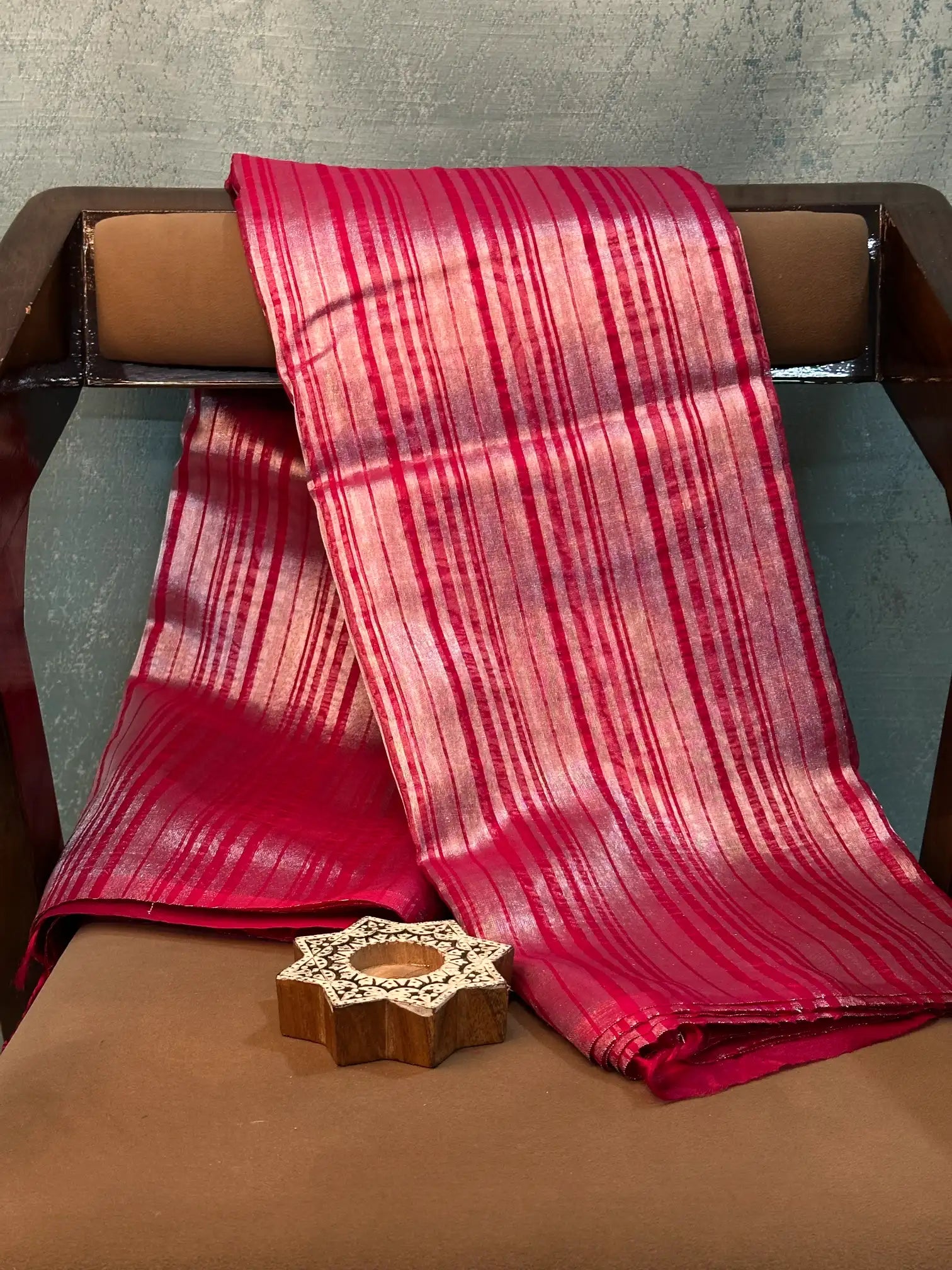 Contemporary Weave Kora Tissue Silk Banarasi Saree