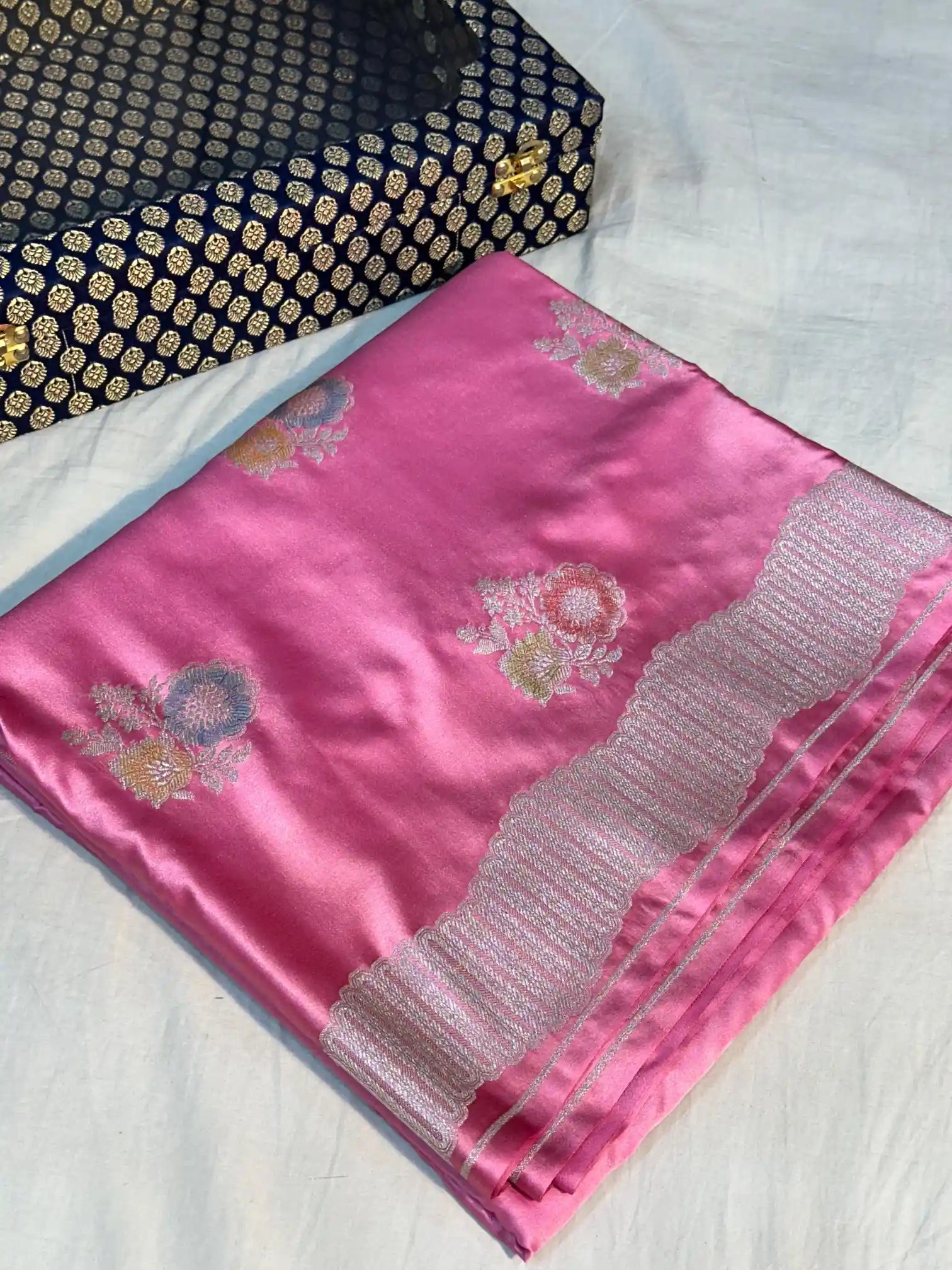 Baby Pink Handbrush Dyed Mashru Silk Banarasi Saree