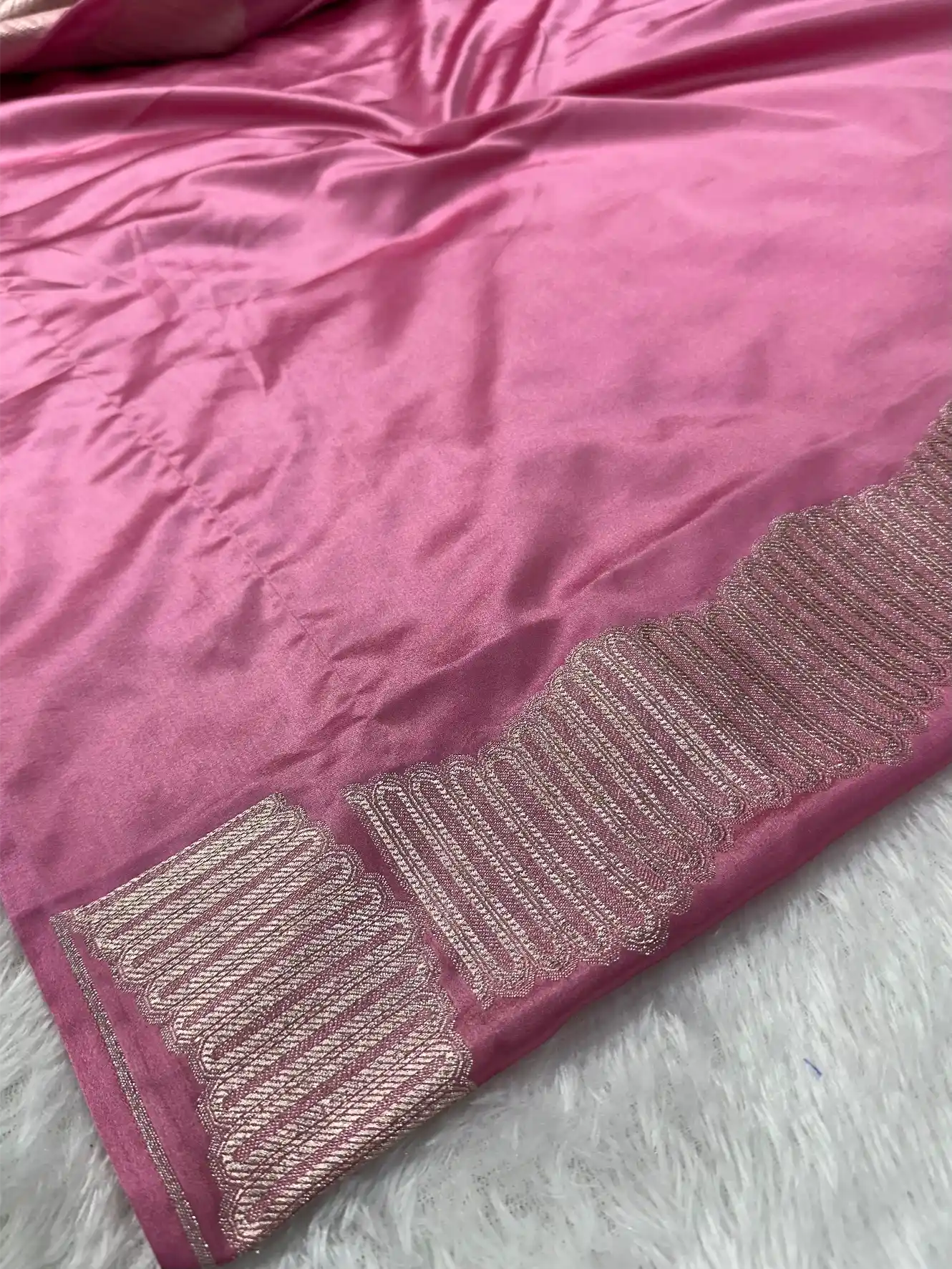 Baby Pink Handbrush Dyed Mashru Silk Banarasi Saree