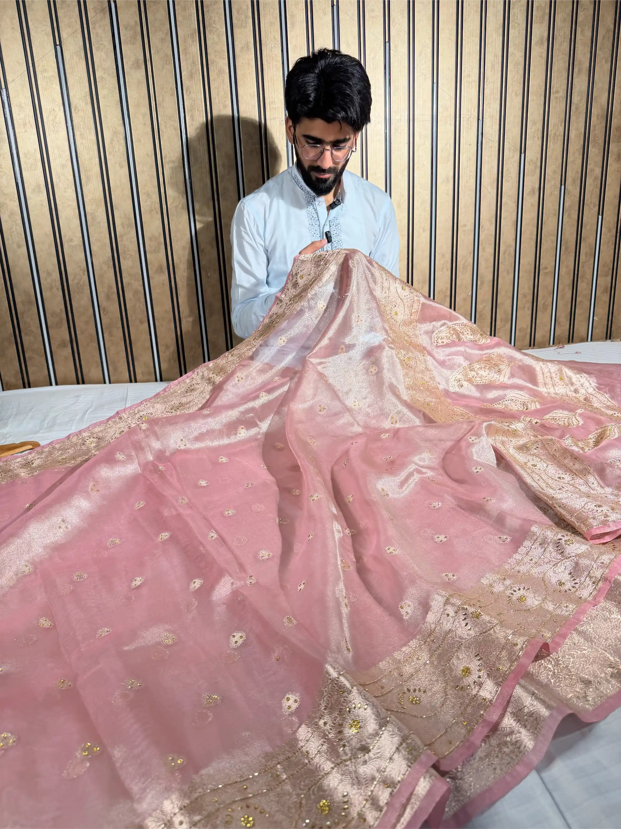 Baby Pink Heritage Tissue Silk Handwork Banarasi Saree