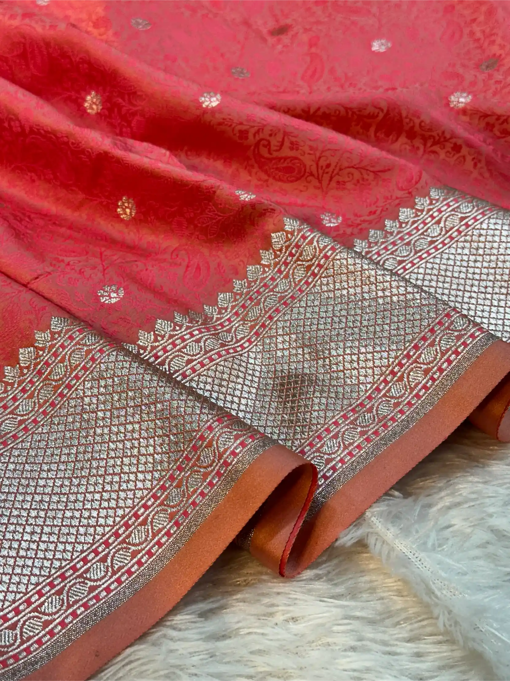 Baby Pink Intricate Mashru Katan Silk Tanchoi Banarasi Saree