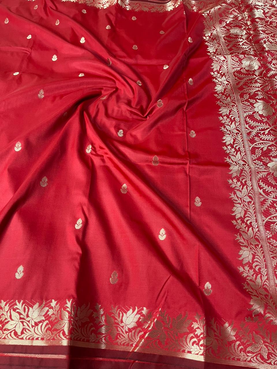 Banarasi semi katan silk saree with rich pallu and blouse