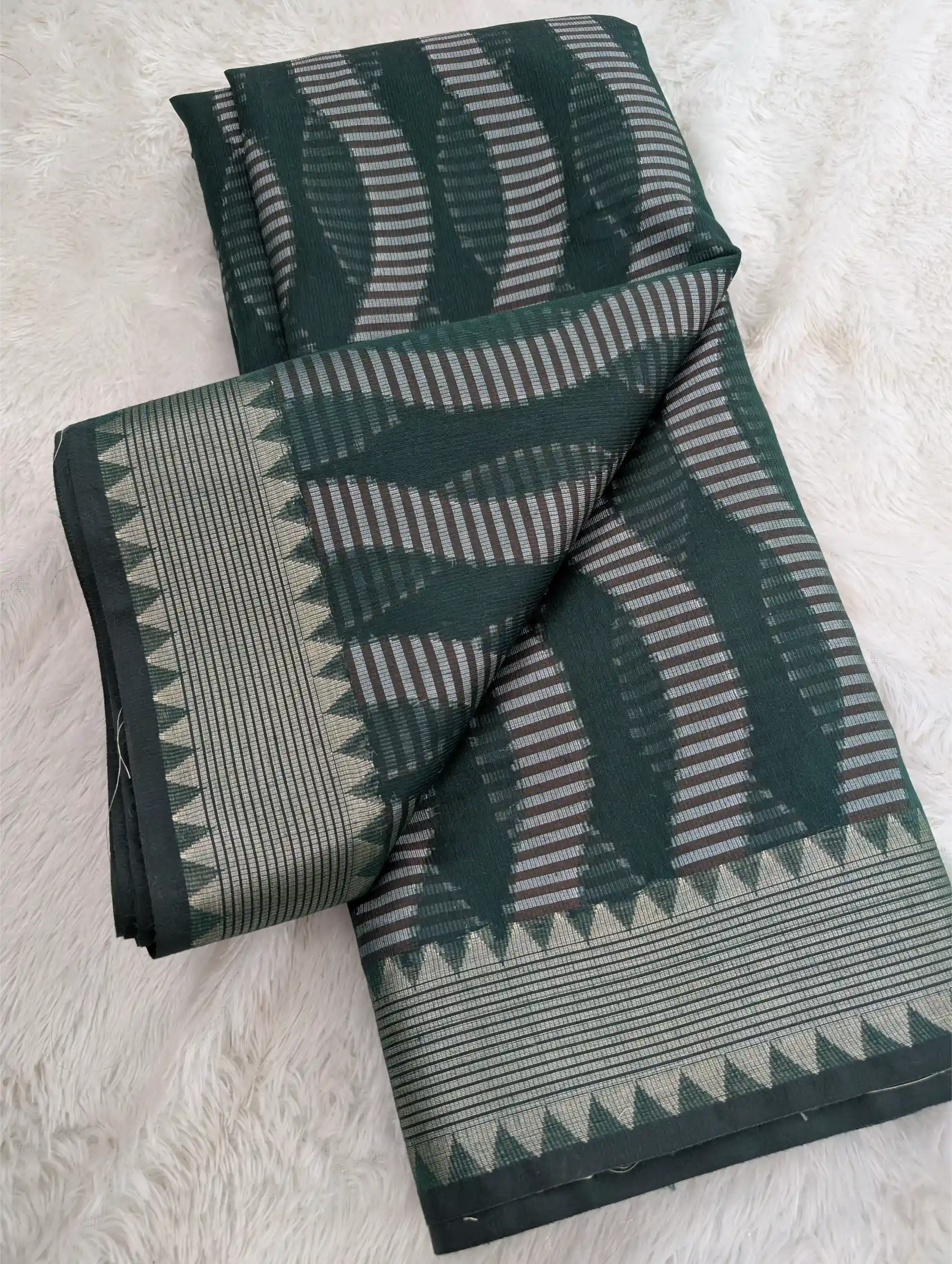 Beautiful Soft Silk Meenakari Weave Banarasi Saree