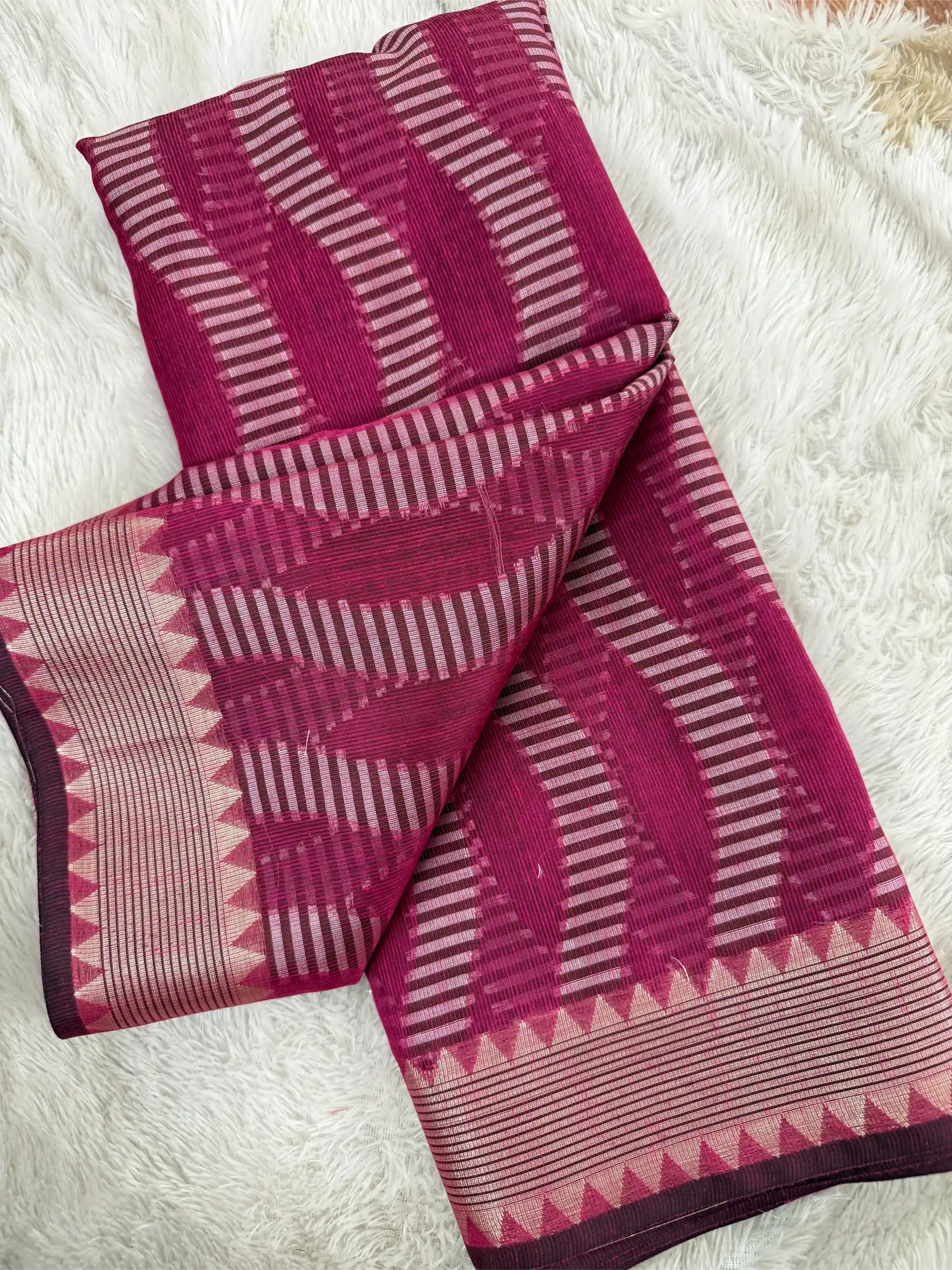 Beautiful Soft Silk Meenakari Weave Banarasi Saree