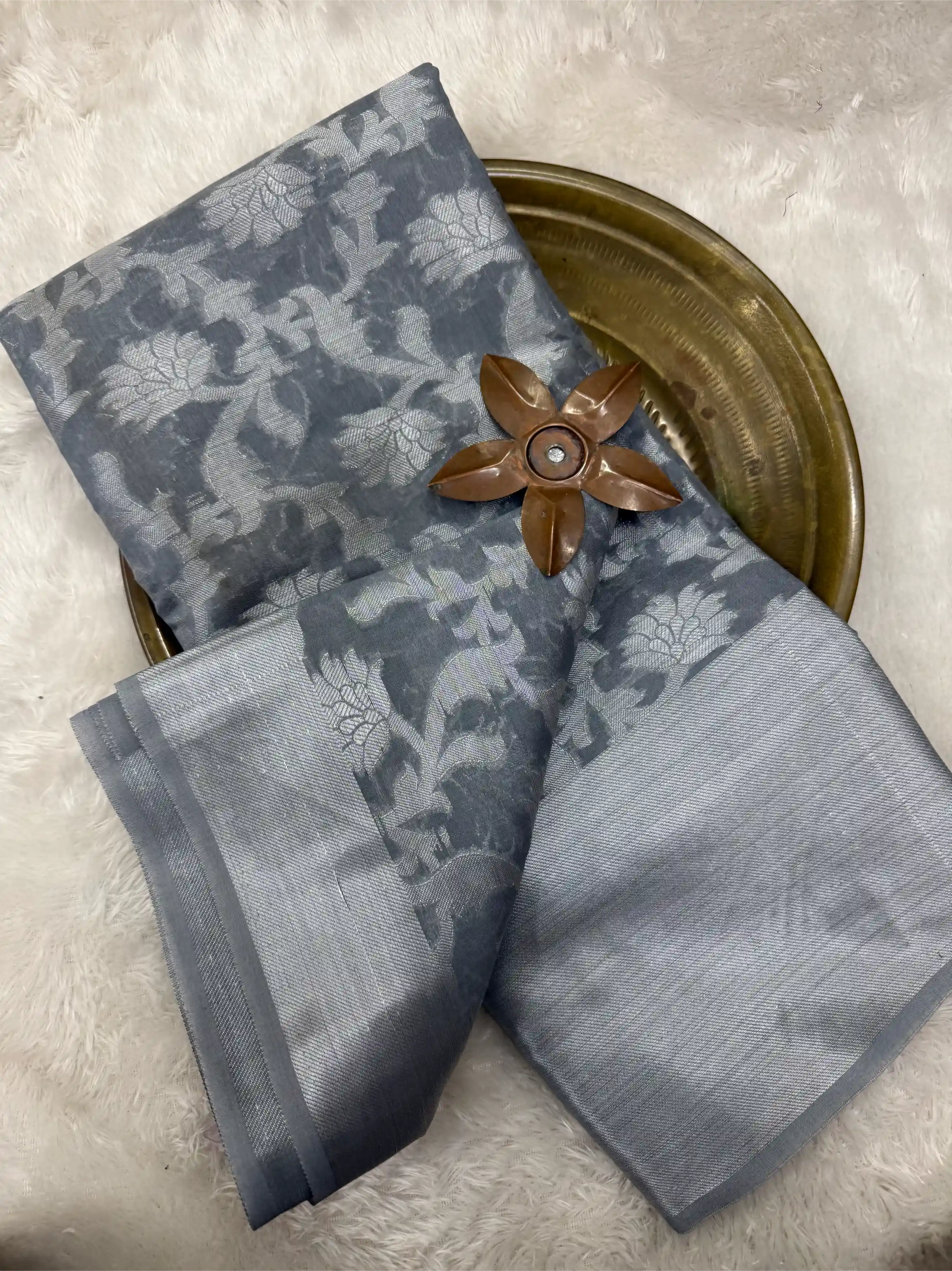 Beautiful Softsilk Eccentric Weave Banarasi Saree