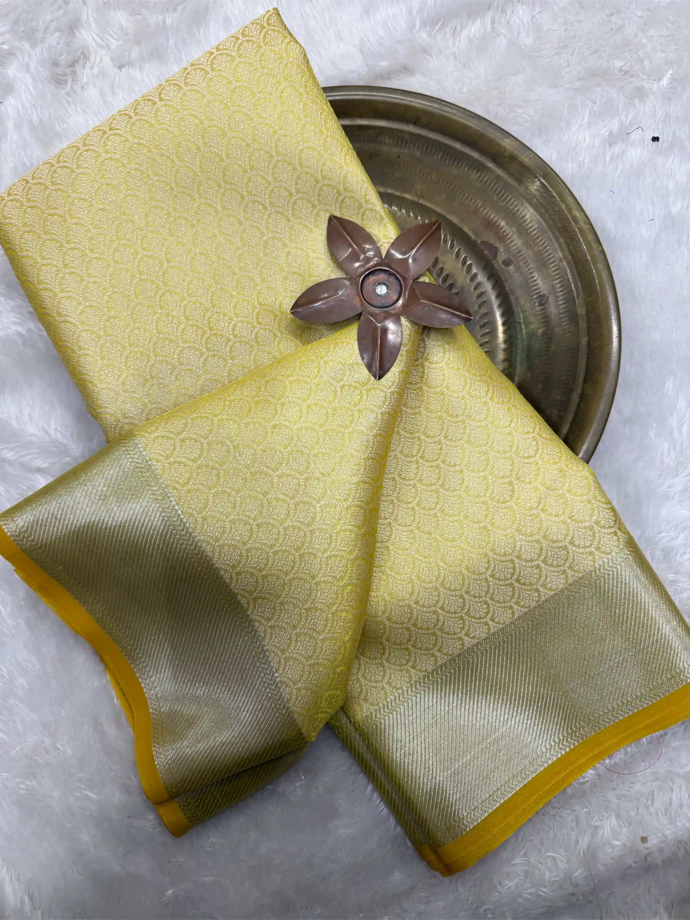 Beautiful Softsilk Eccentric Weave Banarasi Saree