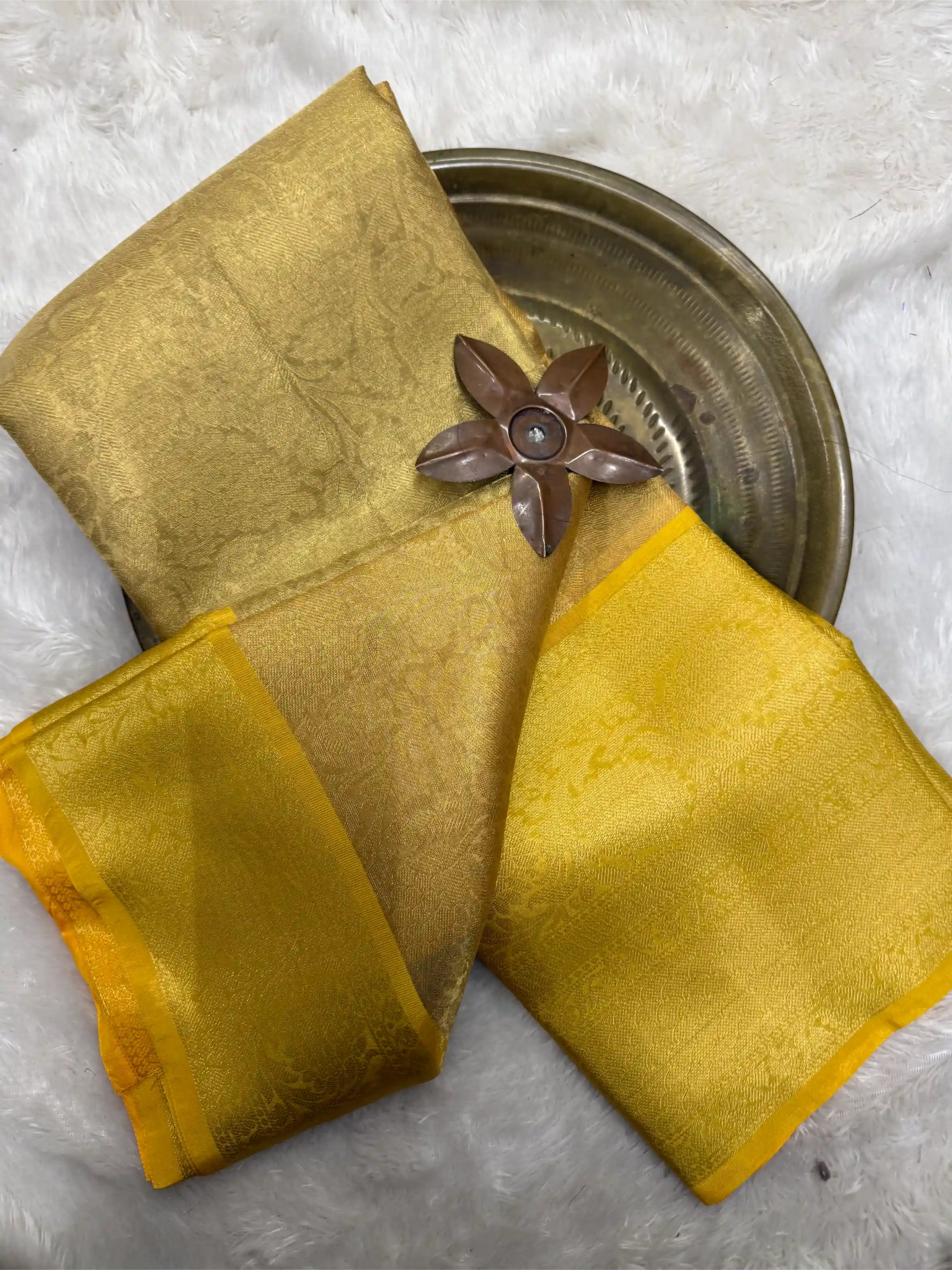 Beautiful Softsilk Eccentric Weave Banarasi Saree