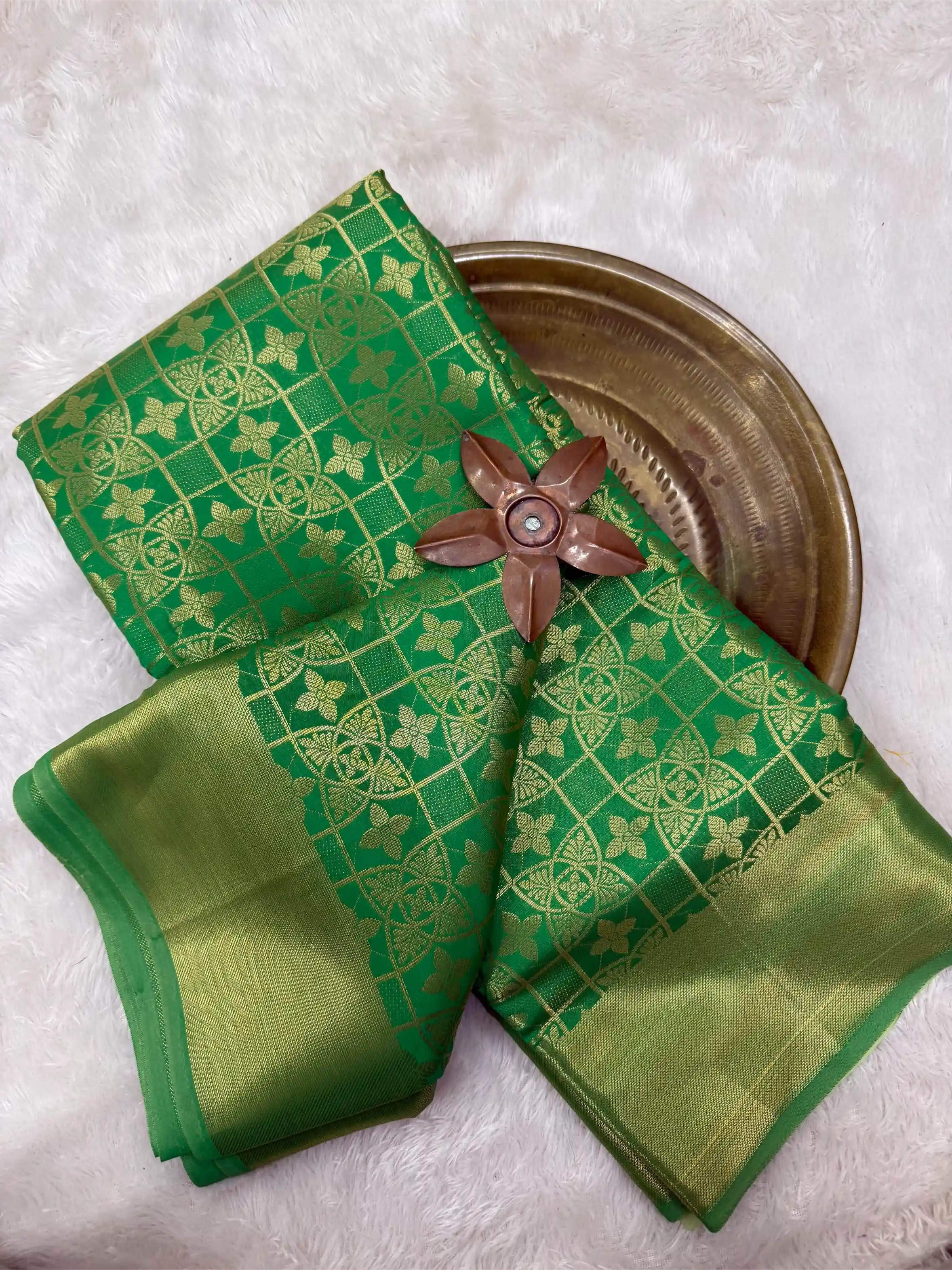 Beautiful Softsilk Eccentric Weave Banarasi Saree