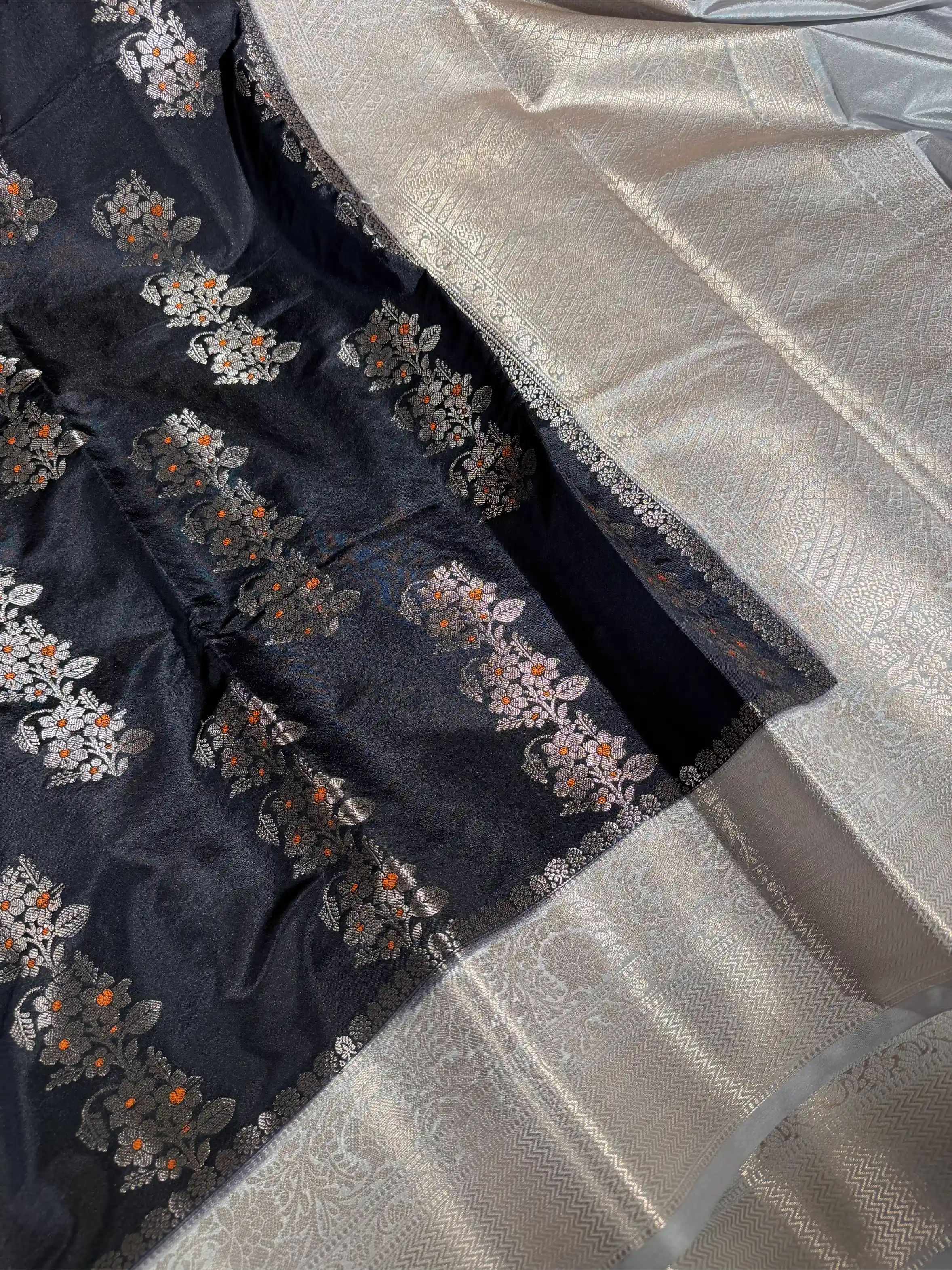 Black Contrast Banana Silk Meenakari Weave Banarasi Saree