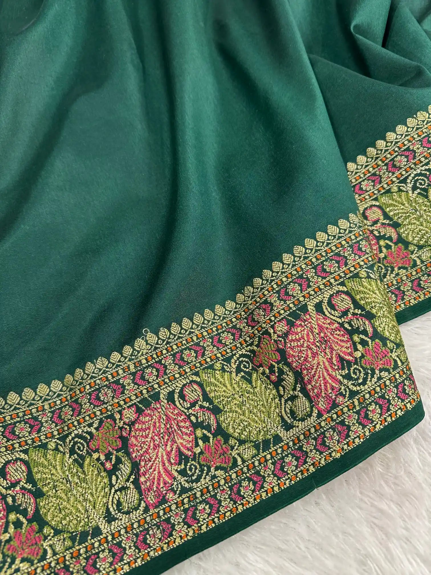 Bottle Green Warm Silk Tilfi Meenakari Weave Banarasi Saree