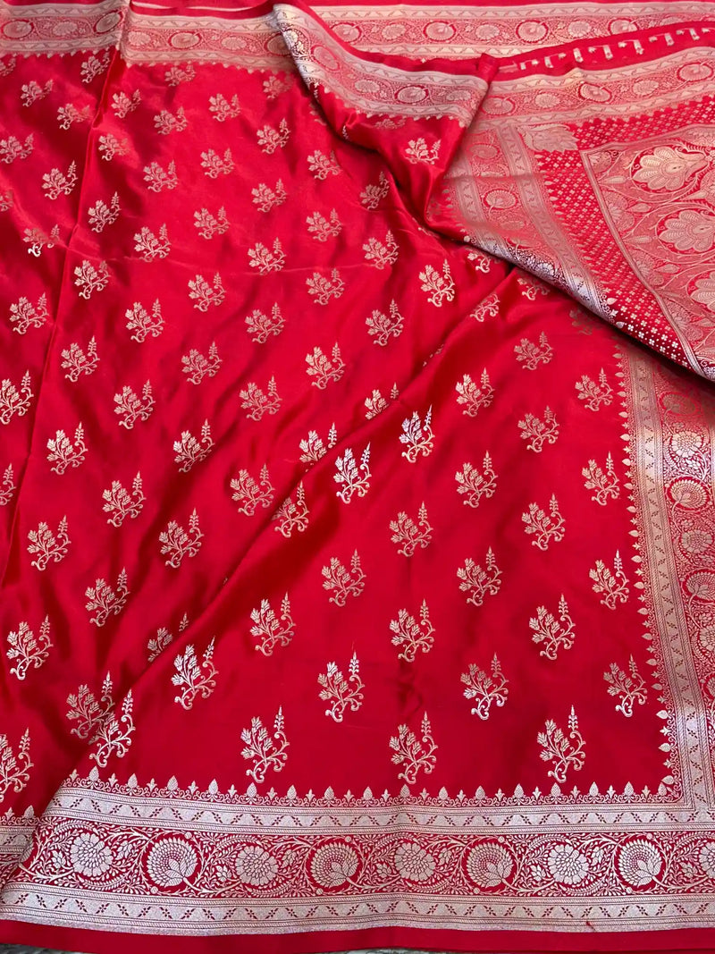 Bridal Red Traditional Mashru Katan Silk Banarasi Saree