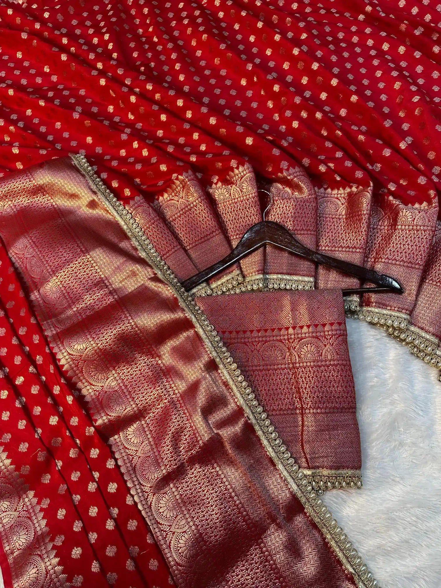 Bridal Red Shade Chinia Silk Traditional Banarasi Saree with Premium Moti Lace Work