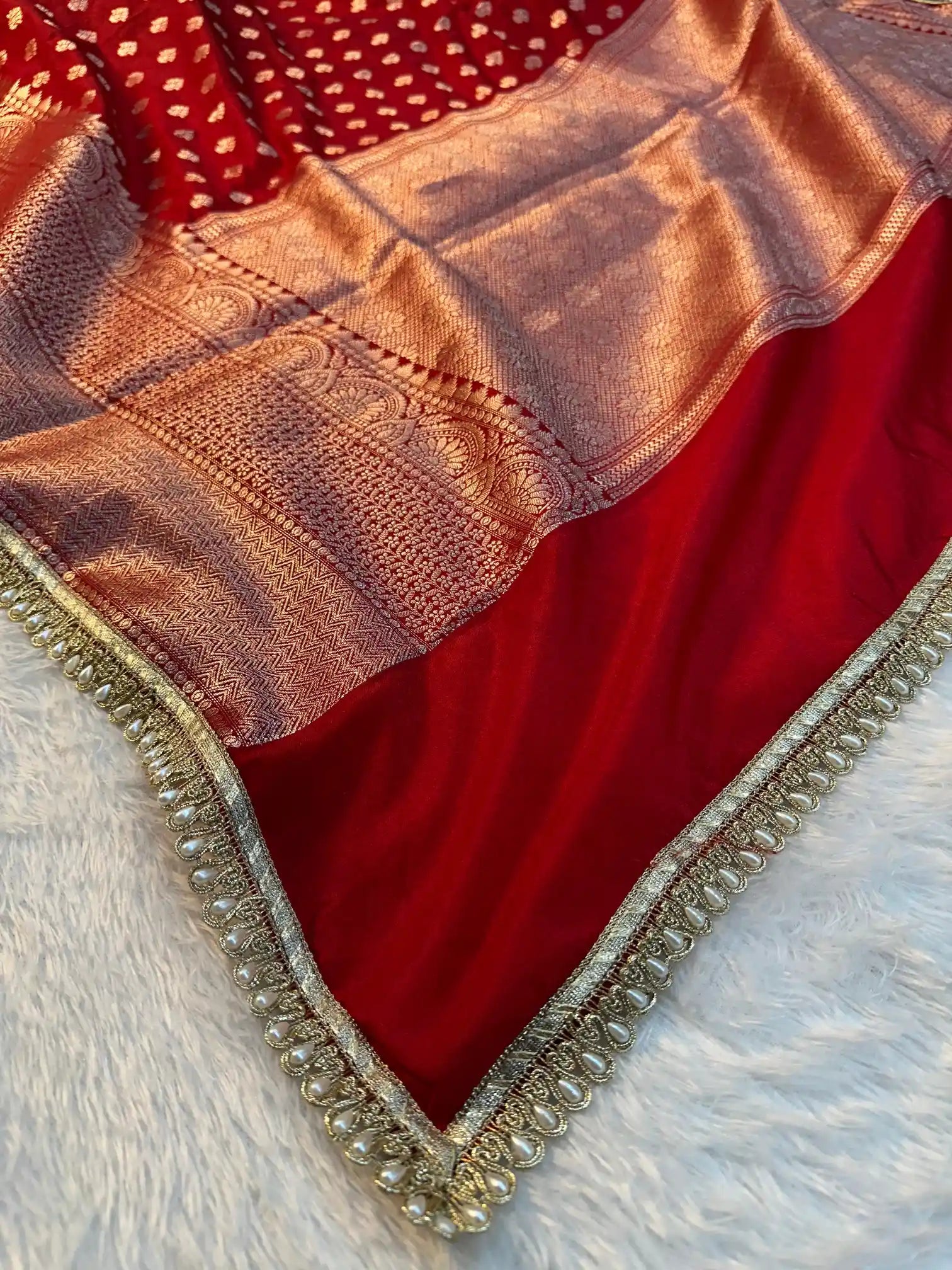 Bridal Red Shade Chinia Silk Traditional Banarasi Saree with Premium Moti Lace Work