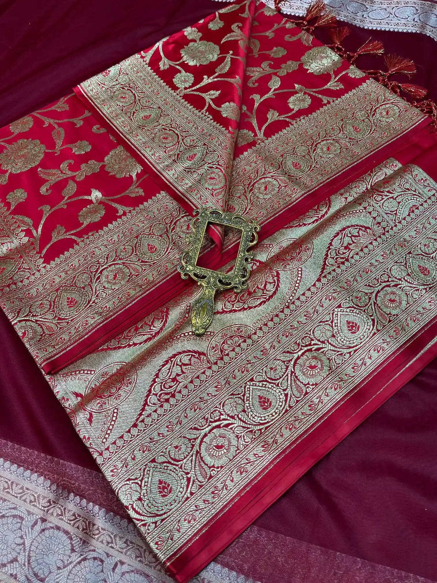 Bridal Bright Red Satin Silk Premium Floral Jaal Banarasi Saree