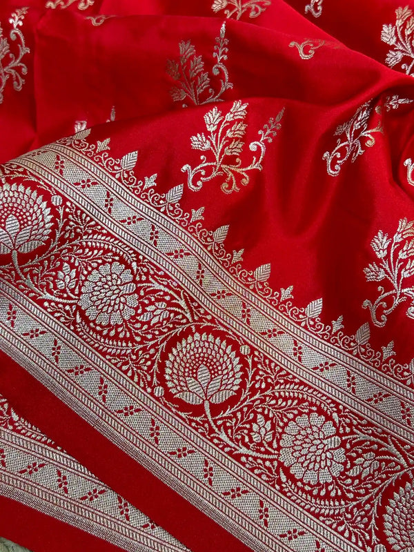 Bridal Red Traditional Mashru Katan Silk Banarasi Saree