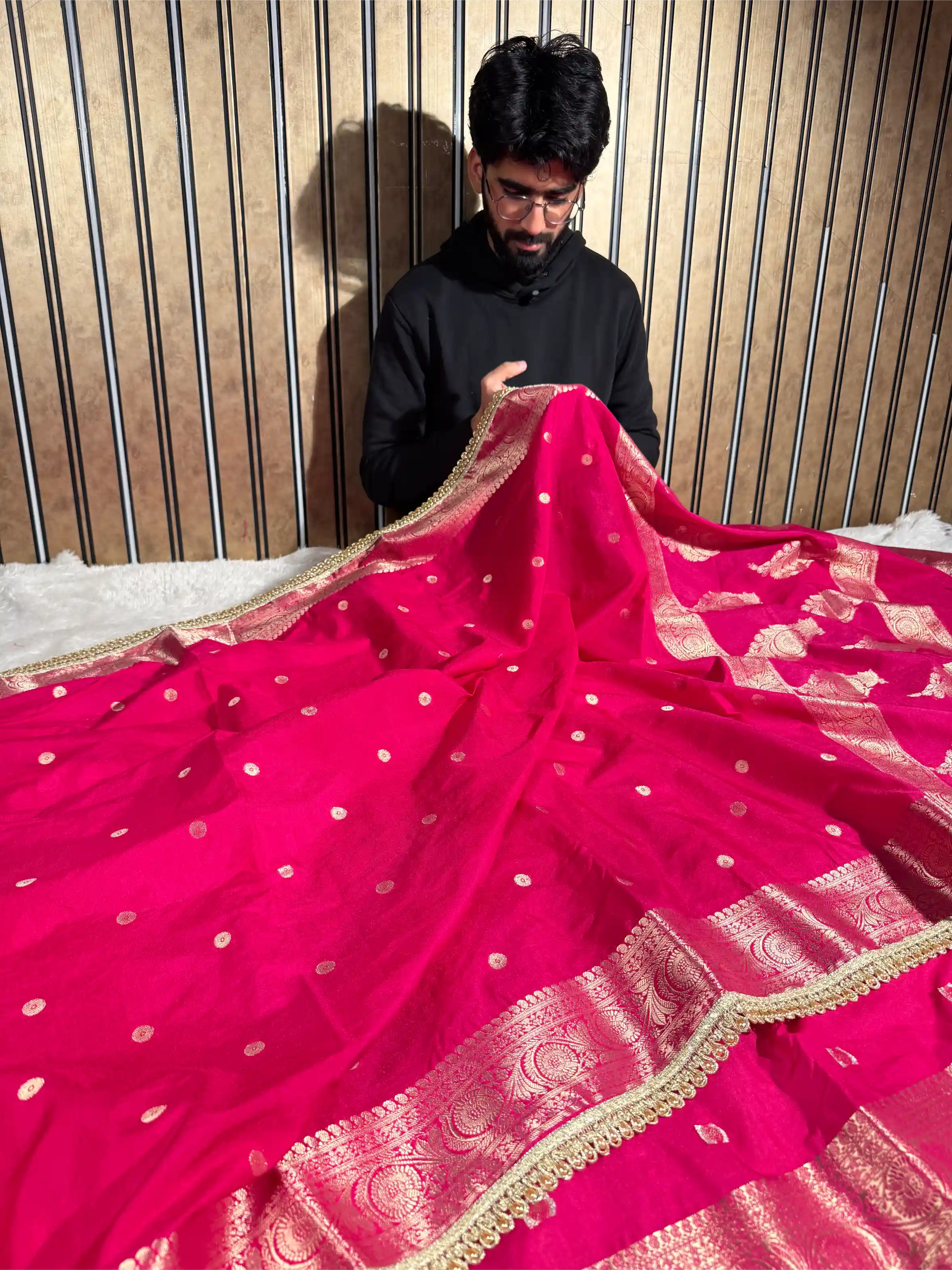 Bright Pink Chinia Silk Designer Moti Lace Attached Banarasi Saree