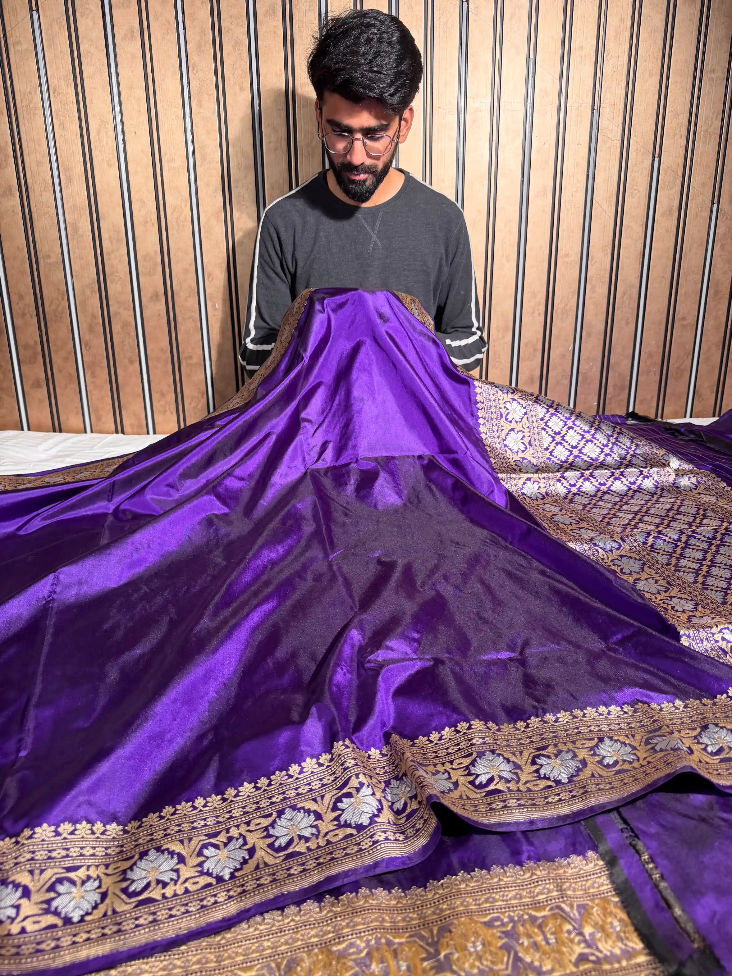 Bright Purple Pure Katan Silk Iktara Handwoven Banarasi Saree