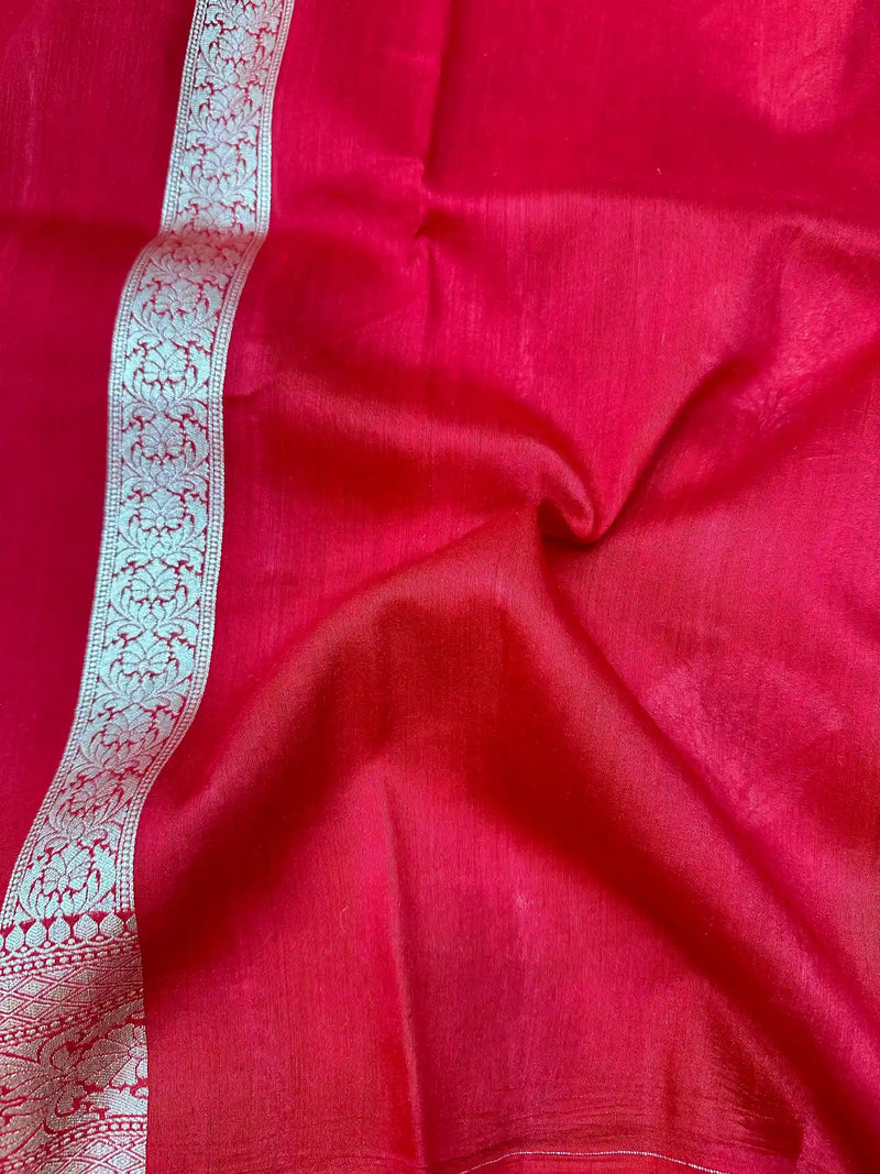 Bright Red Flower Motifs Munga Silk Saree