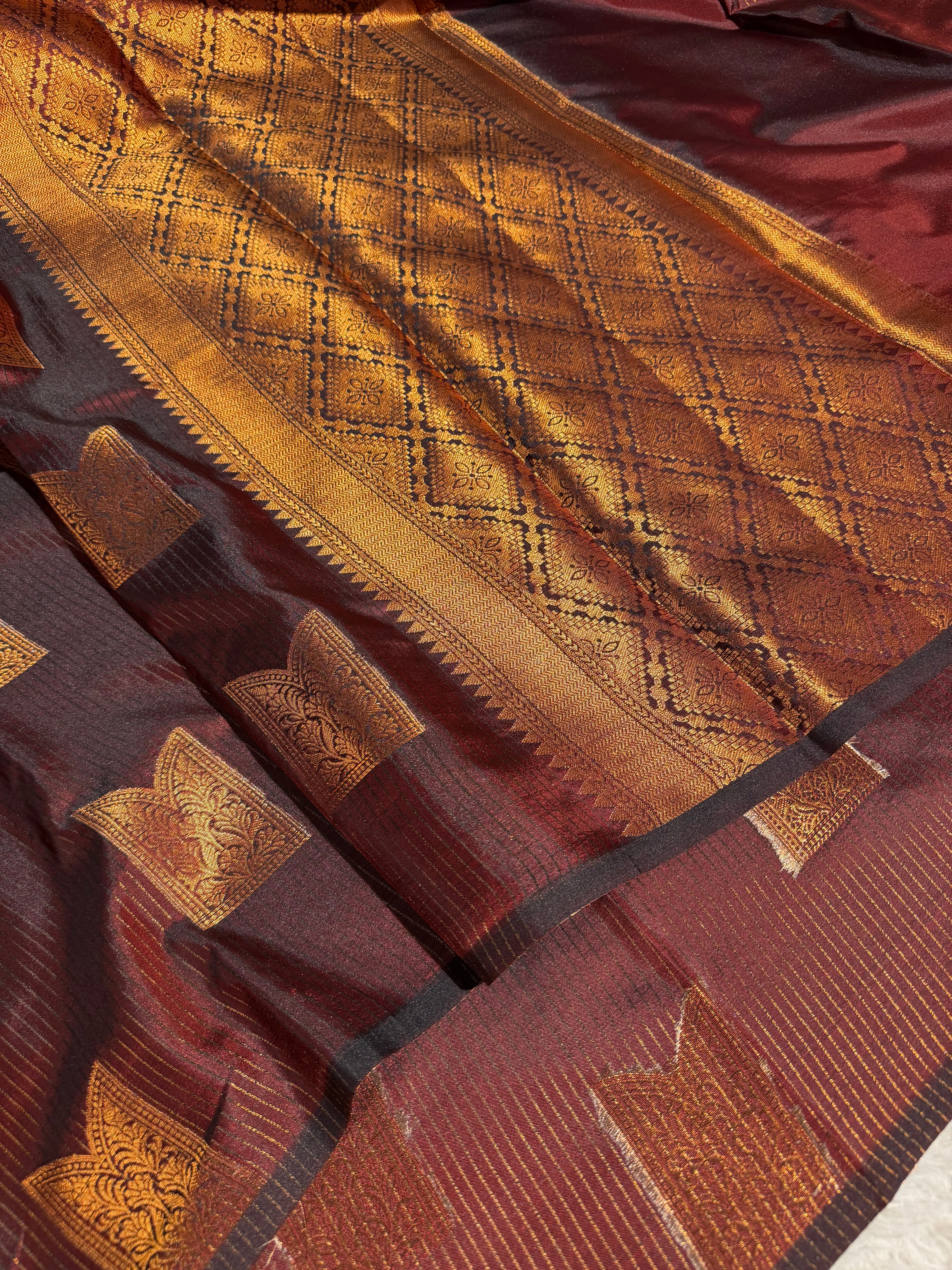 Maroon Kanchi Weave Softsilk Saree