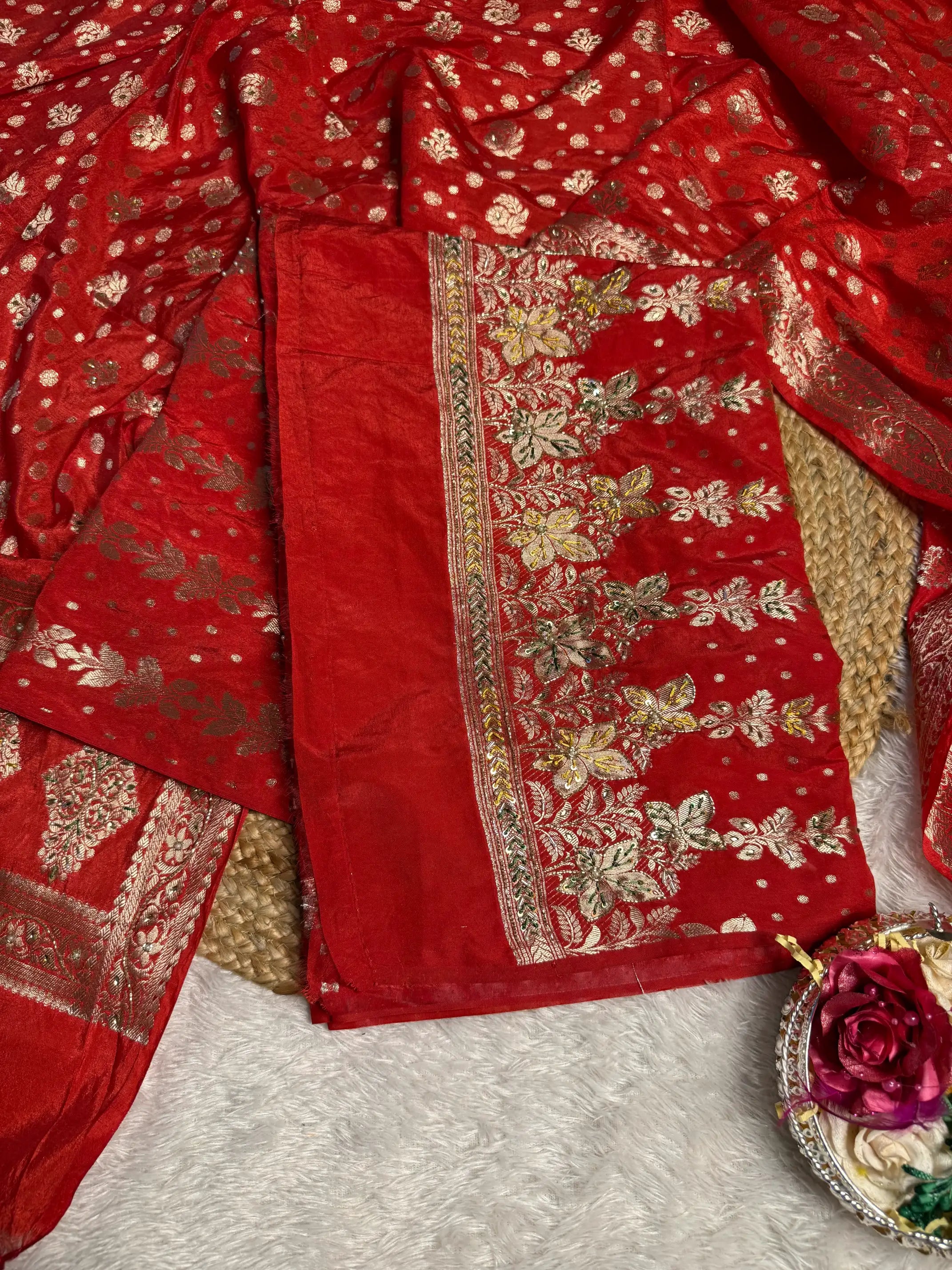 Bridal Red Eccentric Weave Premium Handwork Banarasi Suit