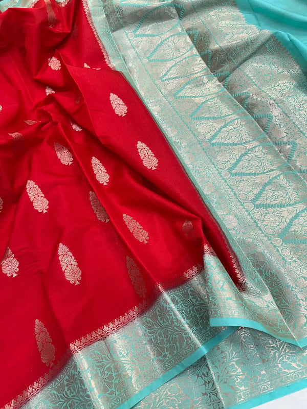 Contrast Chiniya Silk Jacquard Weave Banarasi Saree
