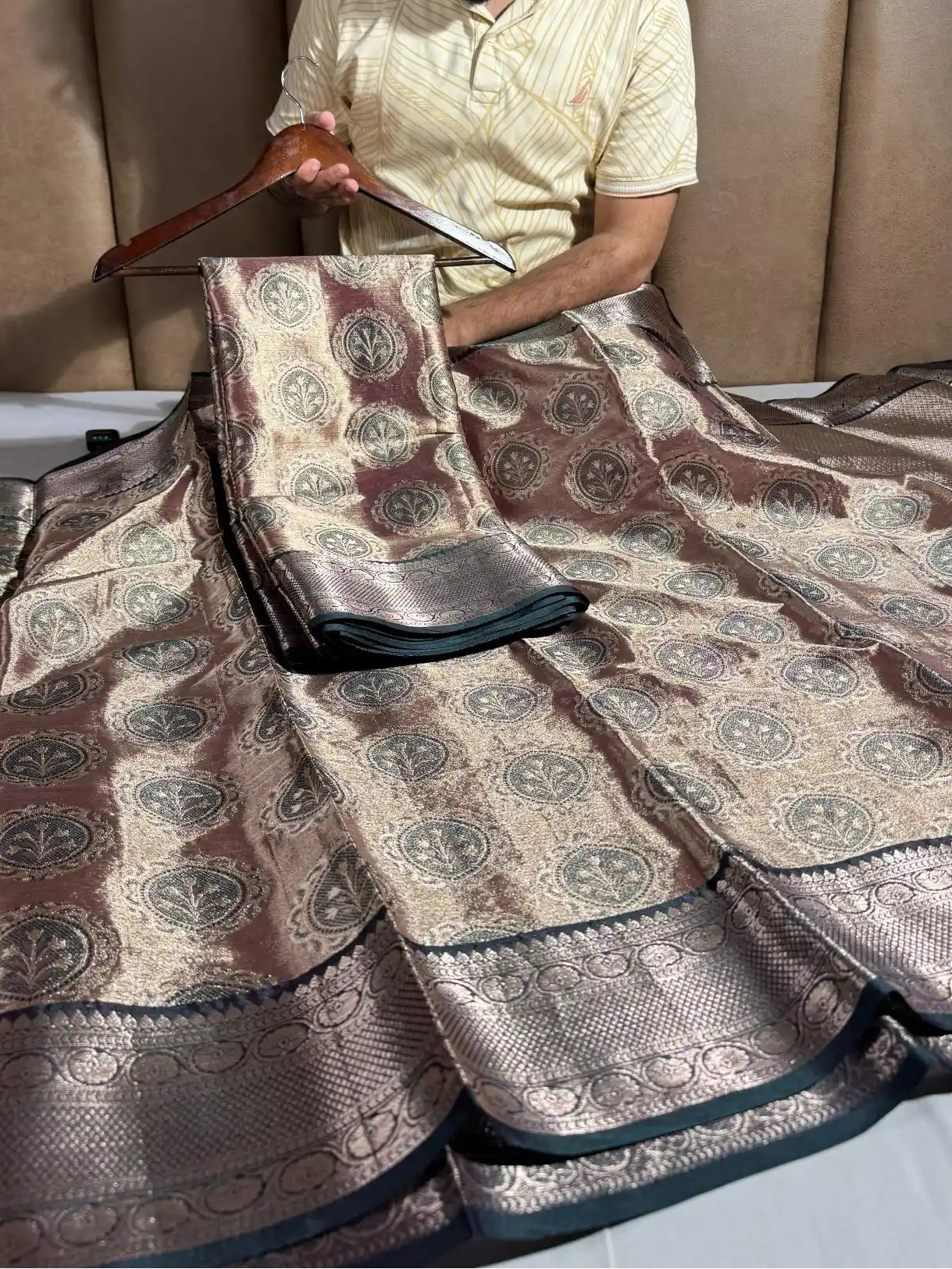 Copper Rose Kanjivaram Tissue Silk Saree with Rich Pallu and Blouse