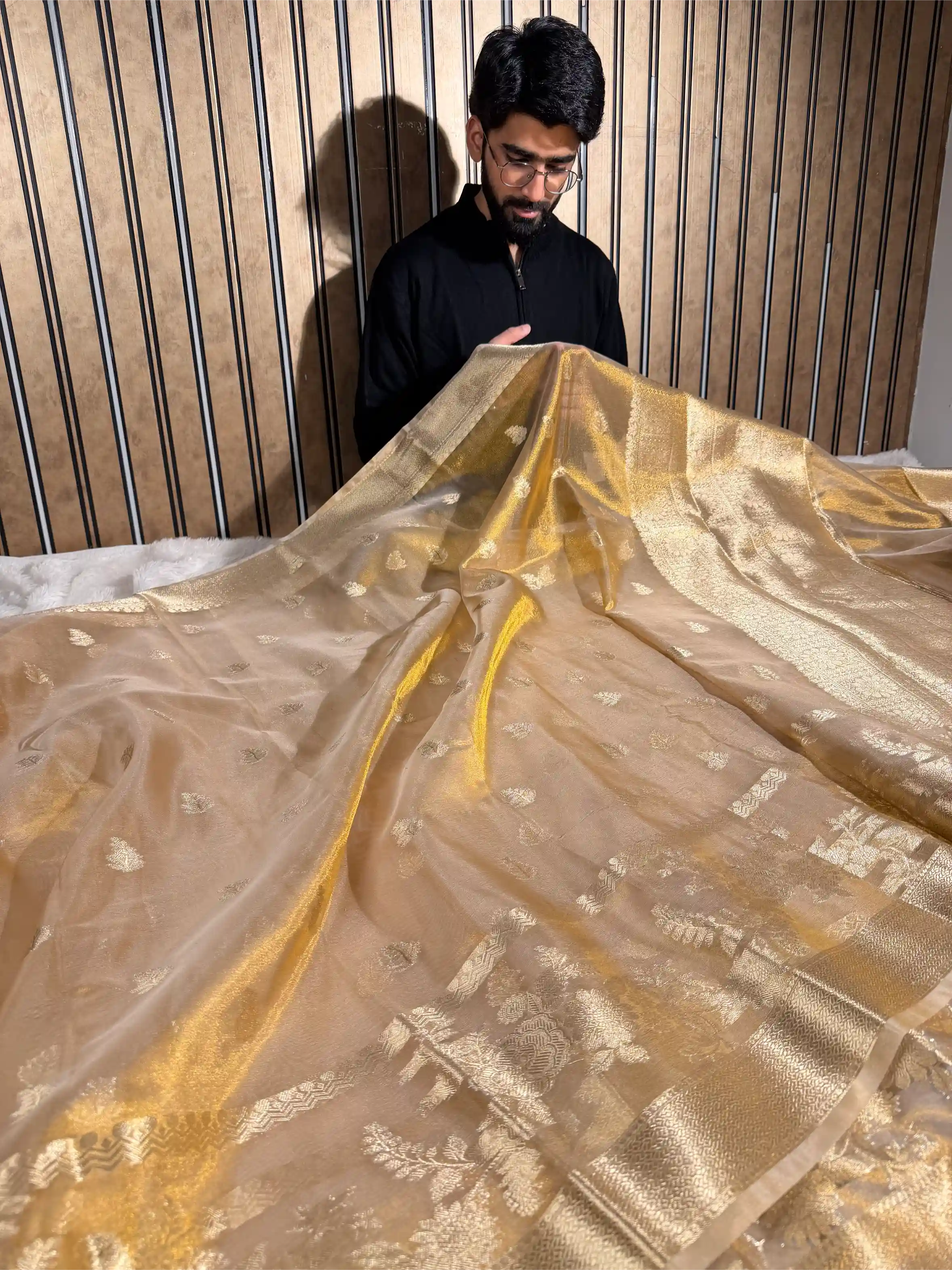 Copper Tissue Silk Traditional Buti Banarasi Saree