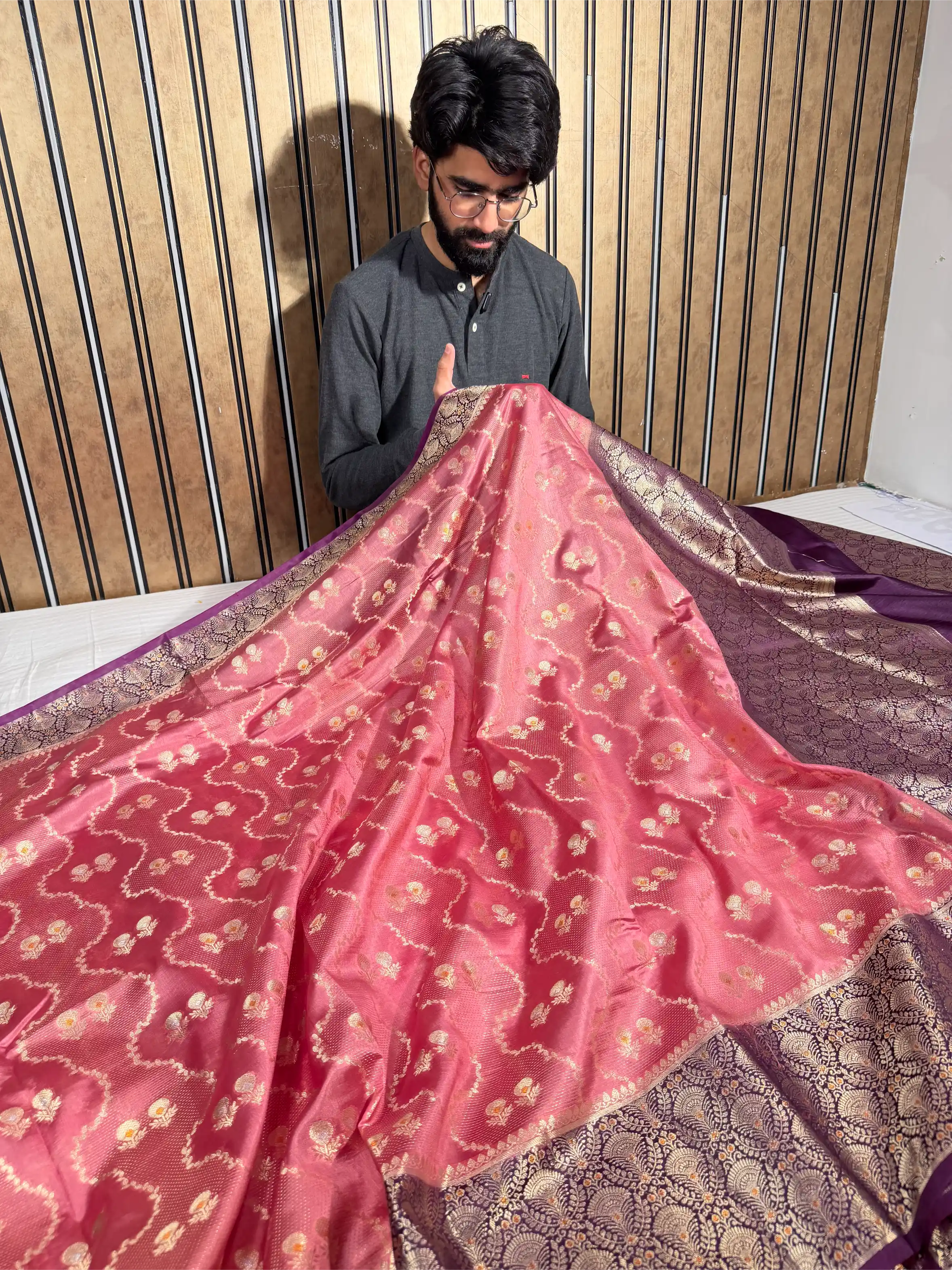 Dark Mauve Eccentric Raw Dupion Silk Banarasi Saree