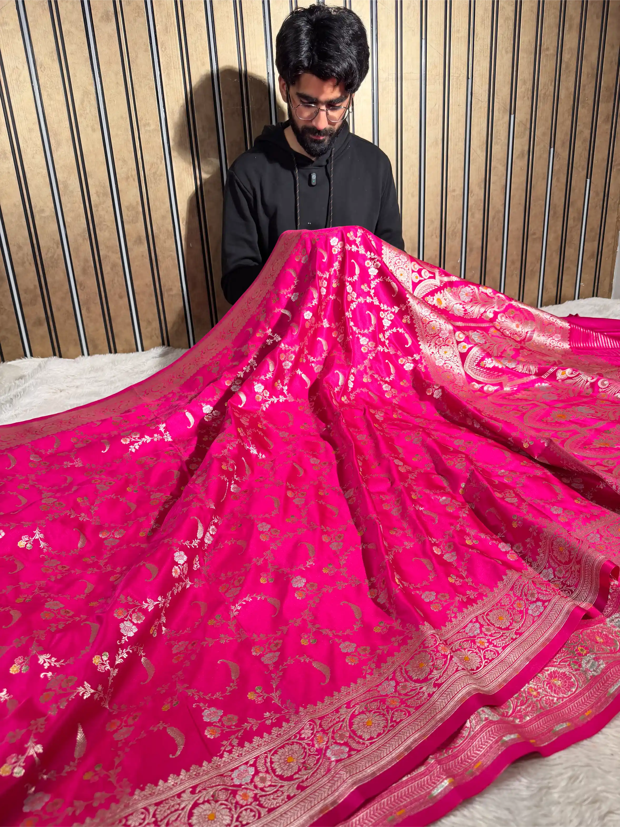 Dark Rani Mashru Katan Silk Meenakari Floral Weave Banarasi Saree