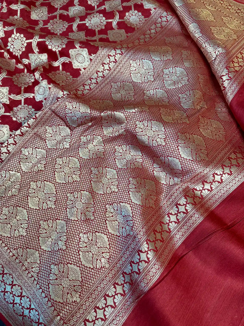 Dark Red Intricate Weave Munga Silk Saree