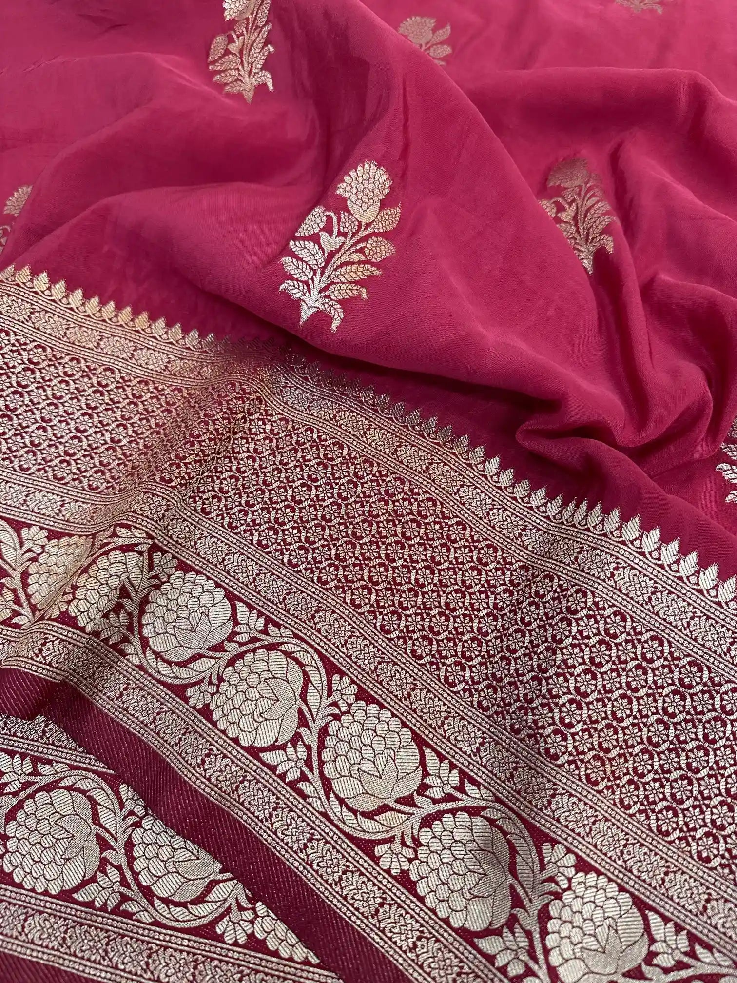 Dark Strawberry Mashru Katan Zari Buta Banarasi Saree