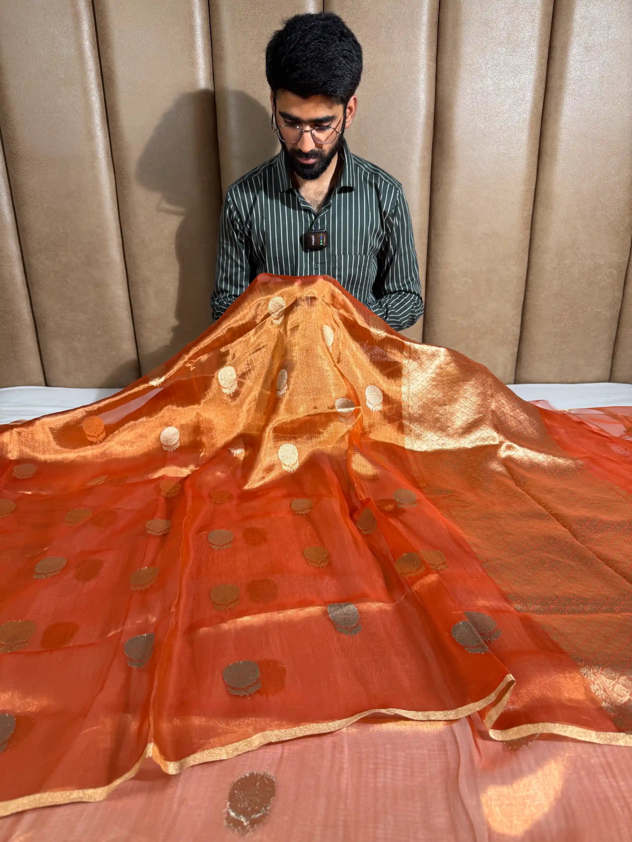 Deep Carrot Orange Handwoven Pure Tissue Silk Banarasi