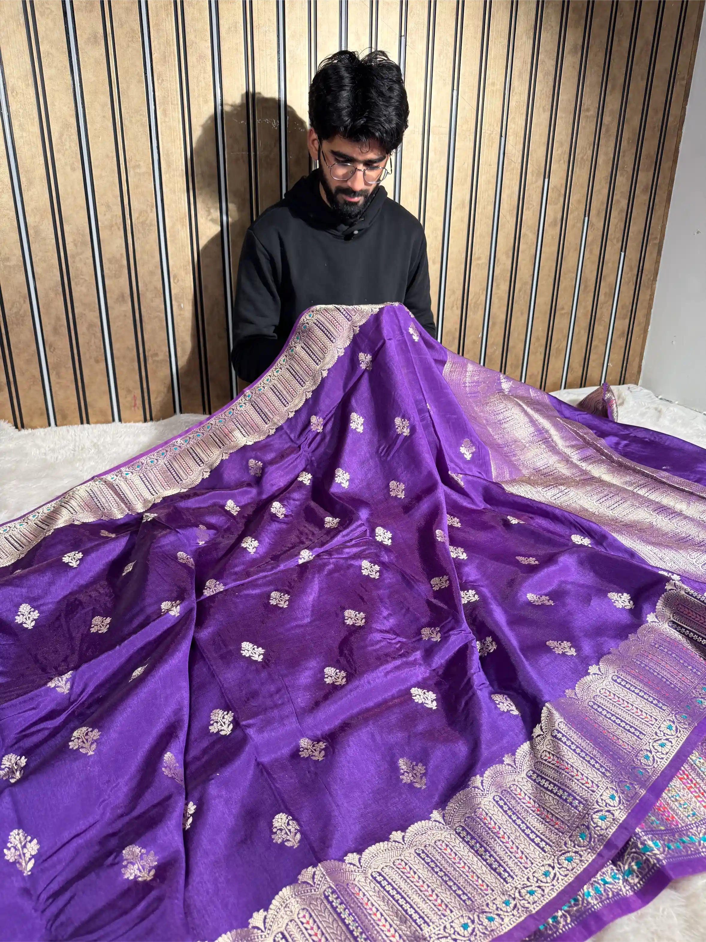 Deep Purple Chinia Silk Intricate Meenakari Weave Border Banarasi Saree