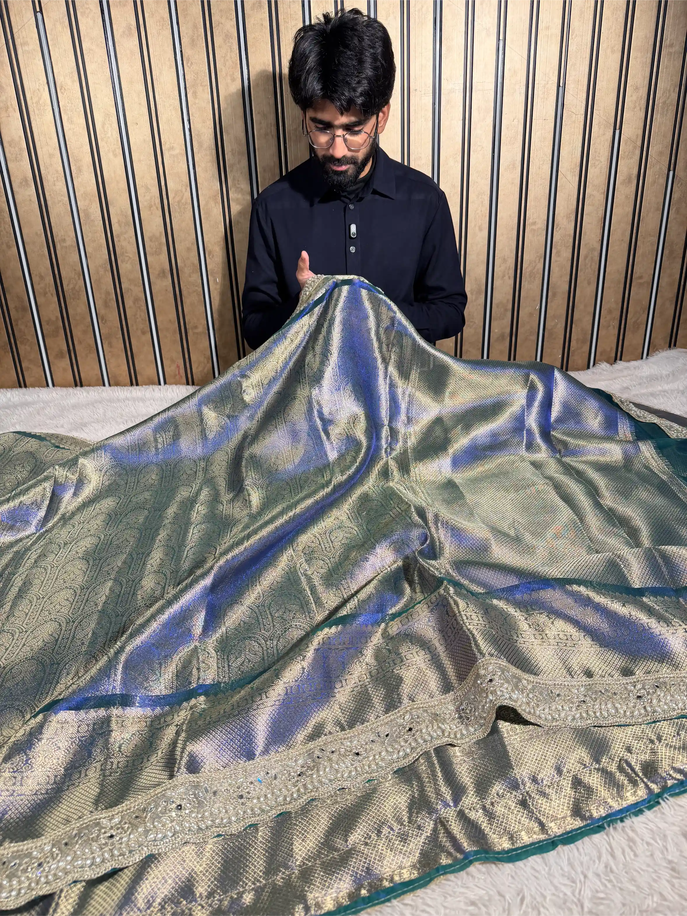 Dhoop Chaon Kanjivaram Tissue Silk Designer Lace Work Banarasi Saree