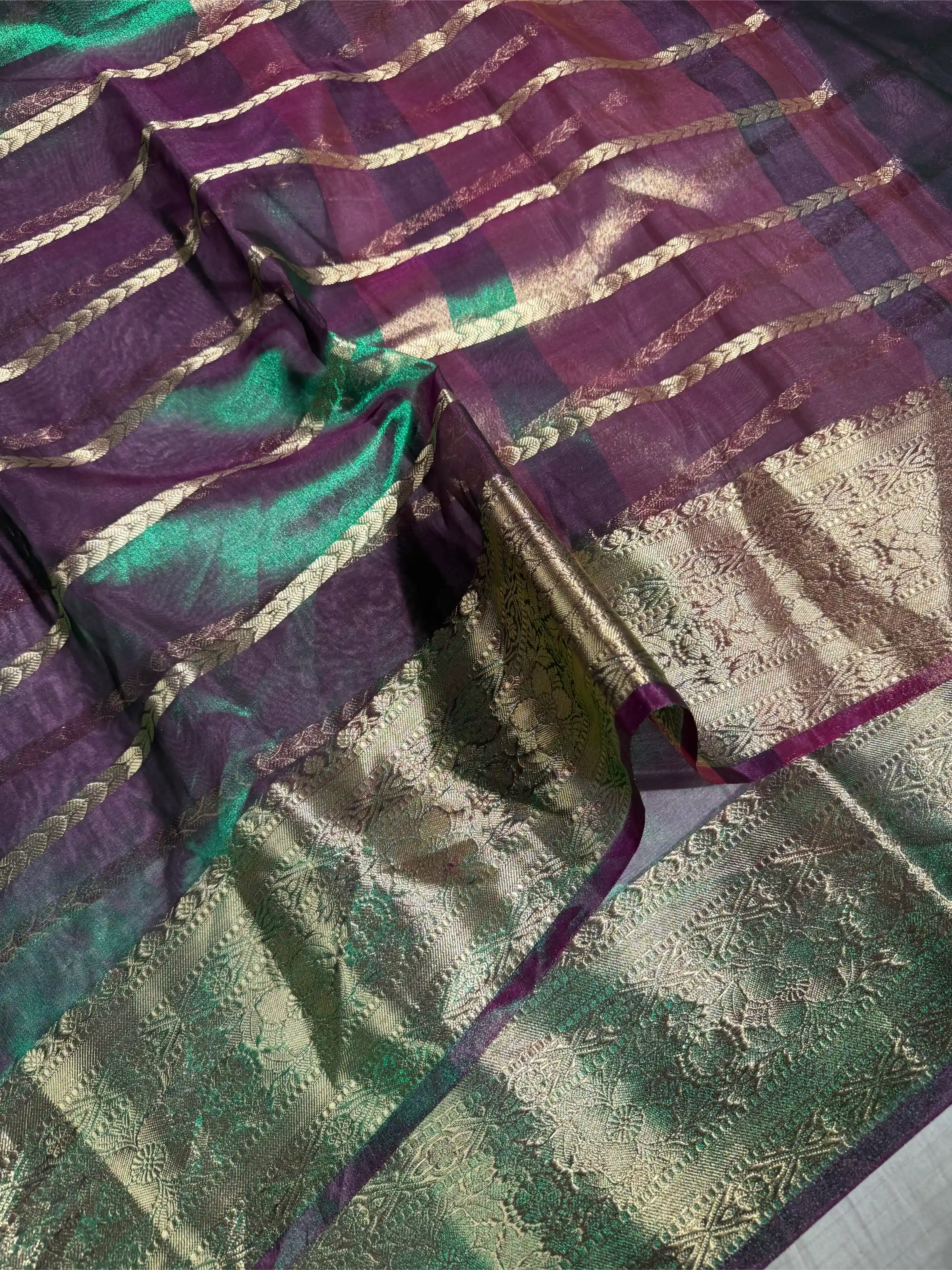 Dhoop Chaon Metallic Green Kora Tissue Silk Banarasi Saree