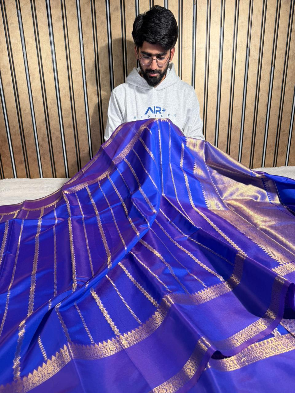 Dhoop Chaon Softsilk Traditional Heritage Stripes Weave Banarasi Saree