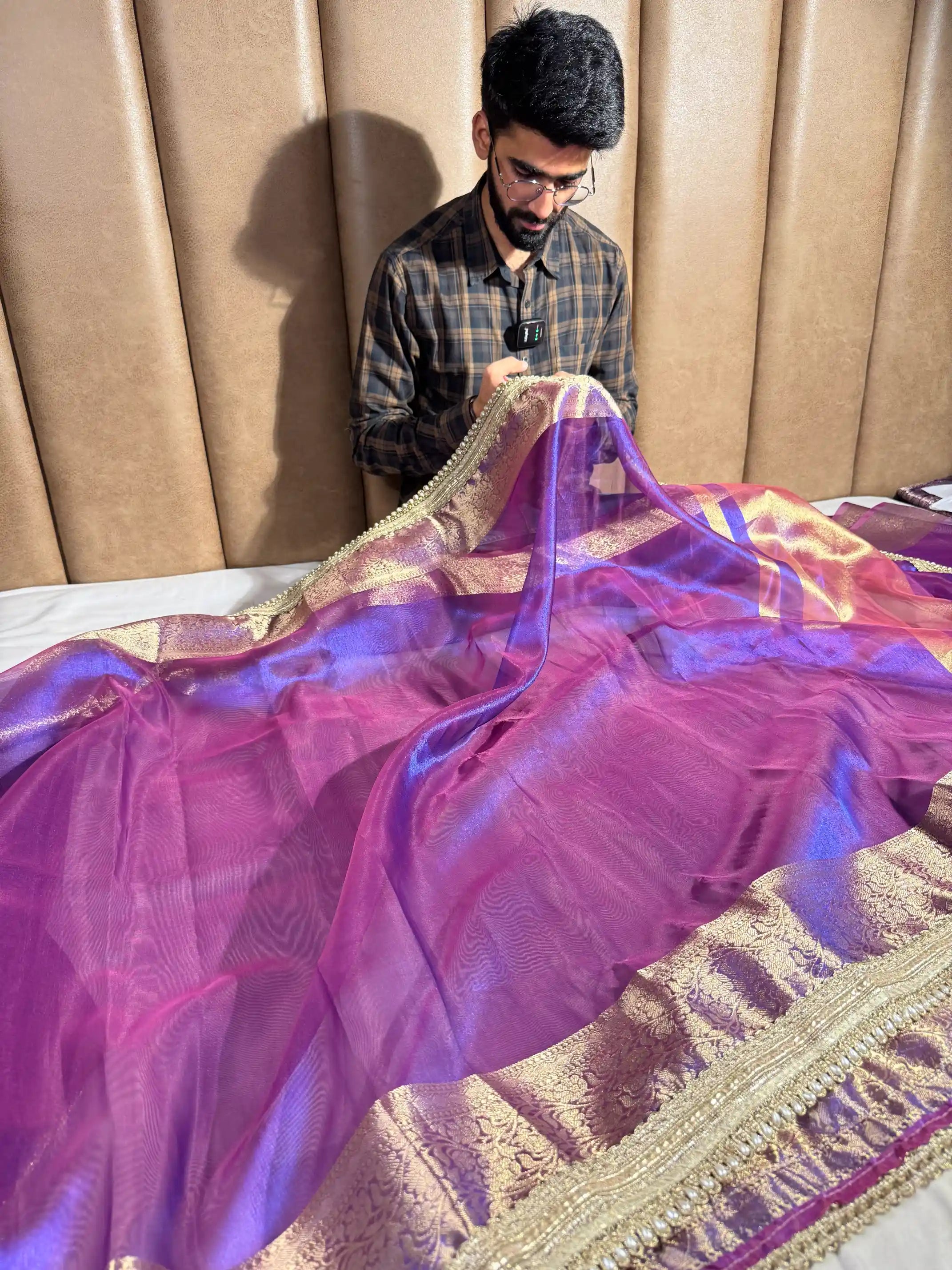 Dual Shaded Baigani Tissue Silk Lace Work Banarasi Saree