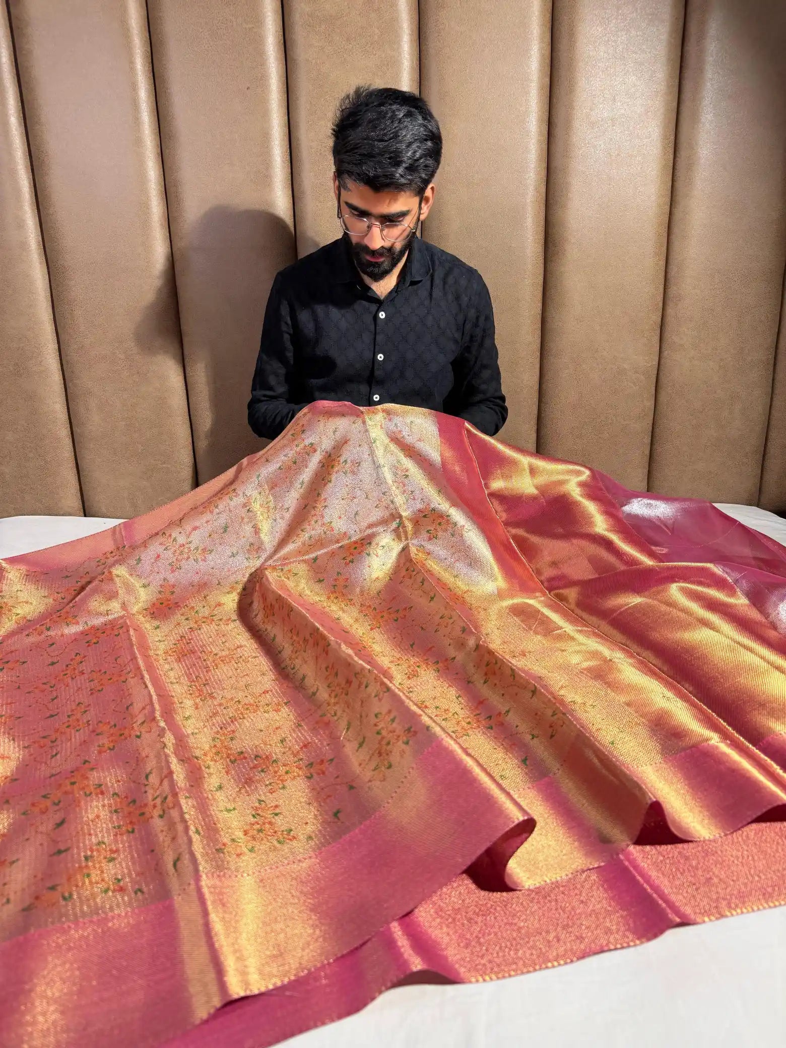 Dual Shaded Kanjivaram Tissue Silk Floral Prints Saree