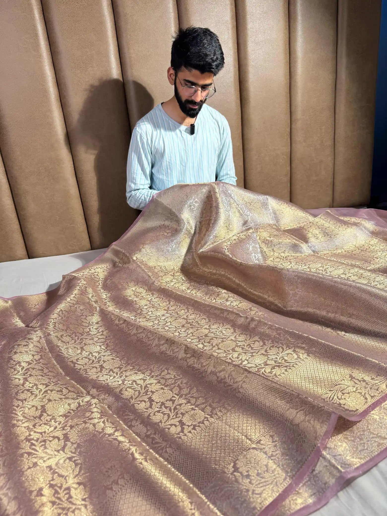 Dual Shaded Metallic Pink Texture Soft Tissue Silk Banarasi Saree in Floral Embossed Weave