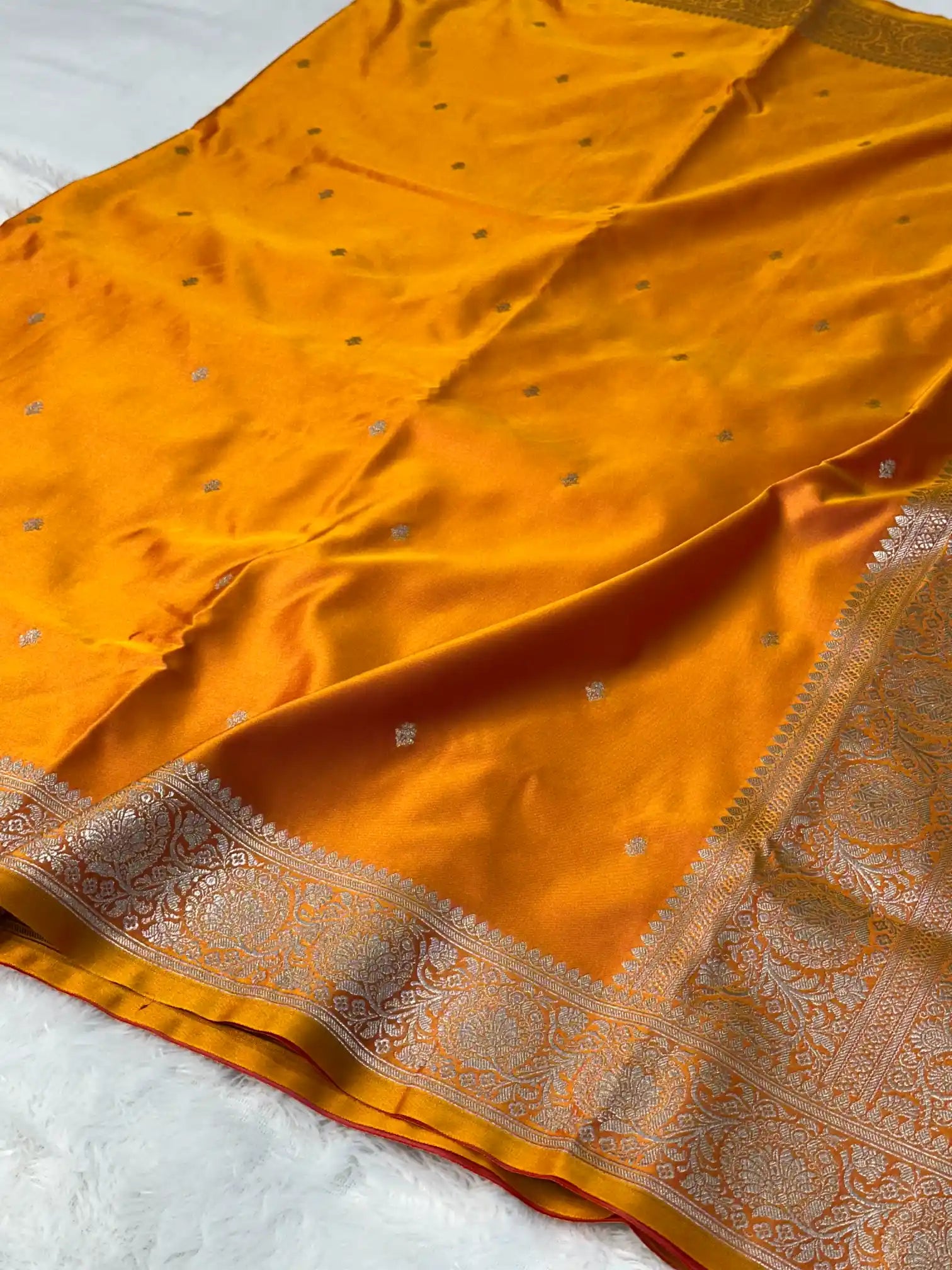 Dual Shaded Orange Mashru Katan Silk Heritage Zari Buti Weave Banarasi Saree