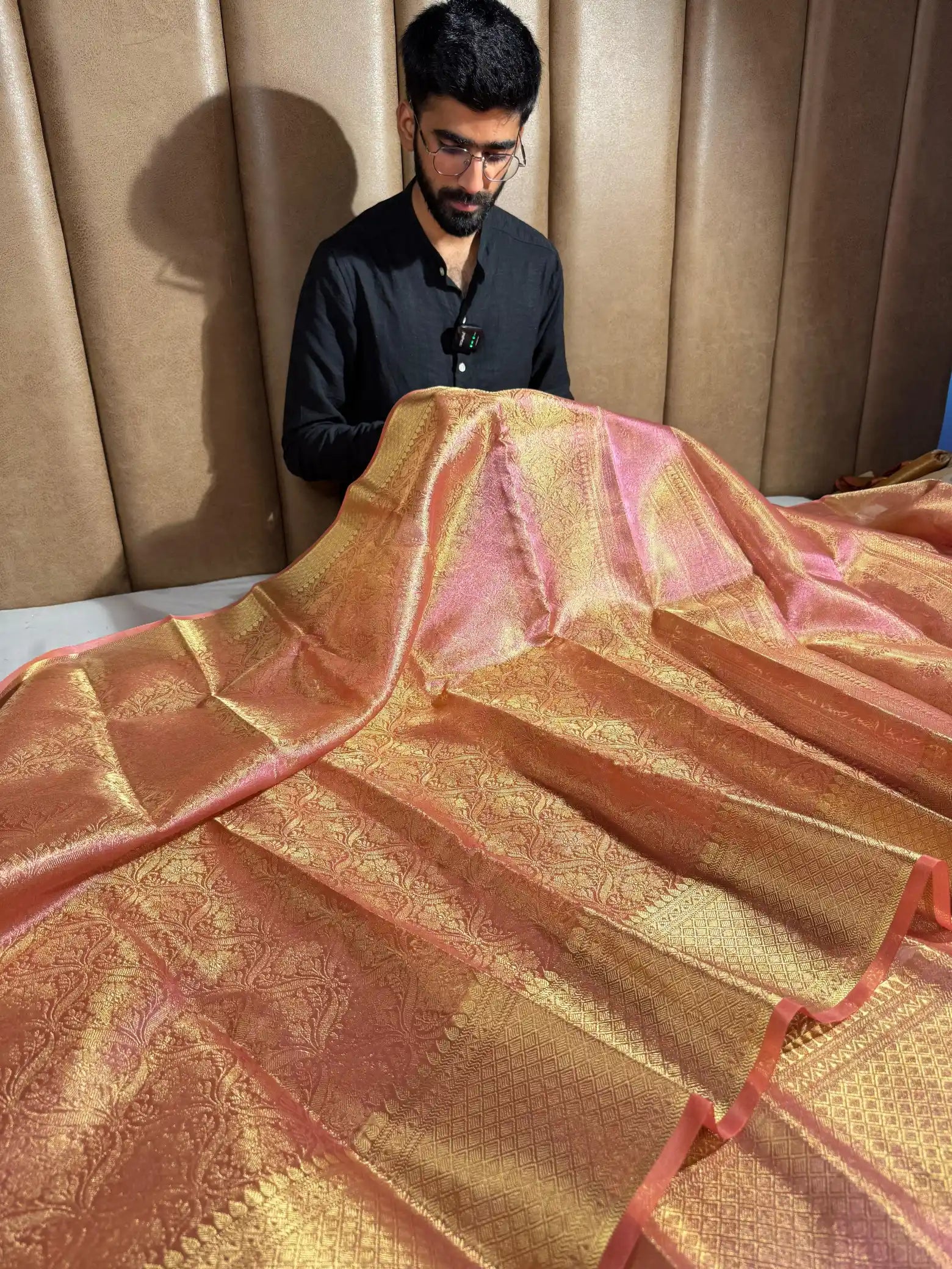 Dual Shaded Pink Glass Tissue Silk Banarasi