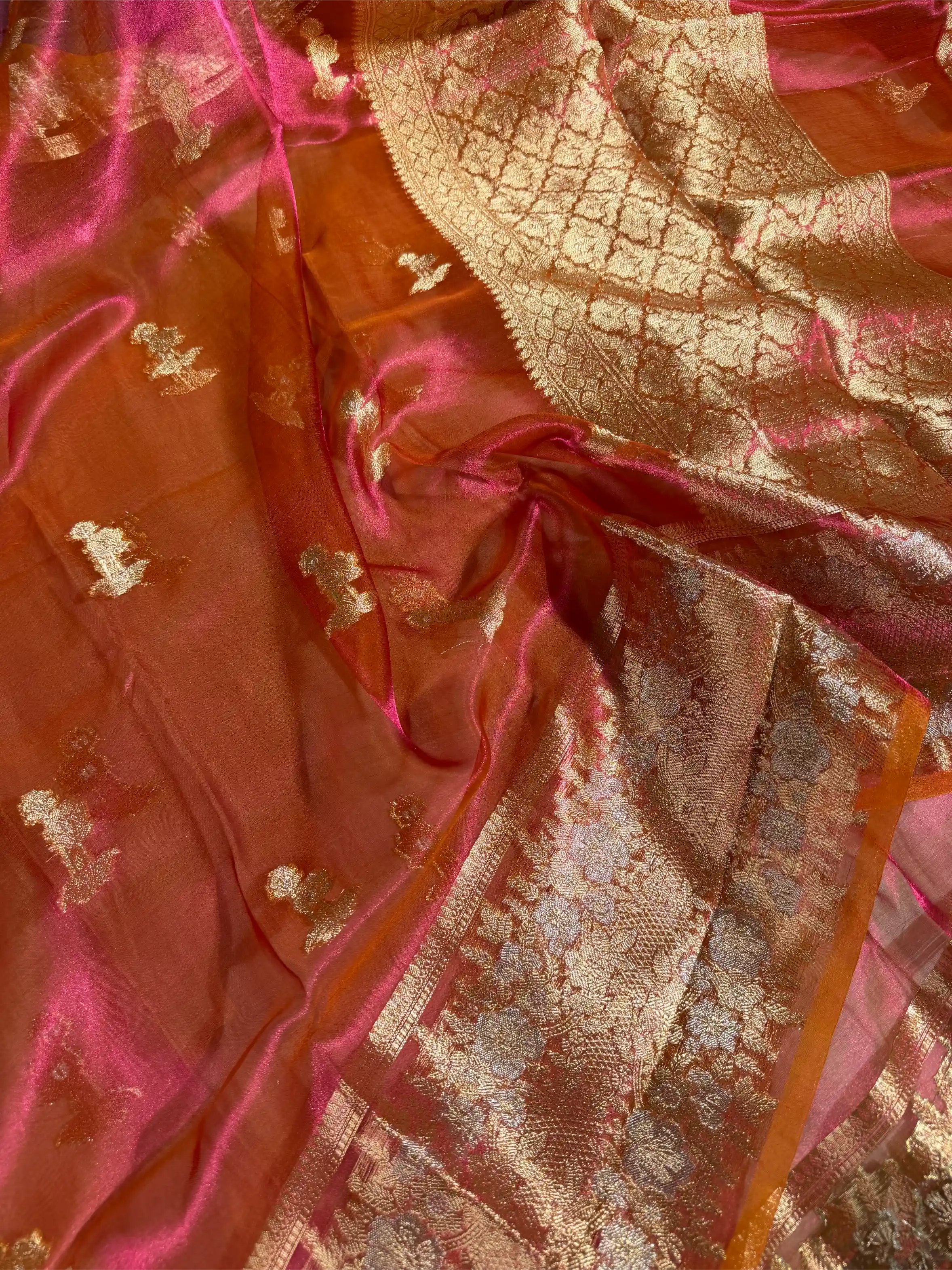 Dual Shaded Rani Orange 100% Pure Tissue Silk Jacquard Weave Banarasi Saree
